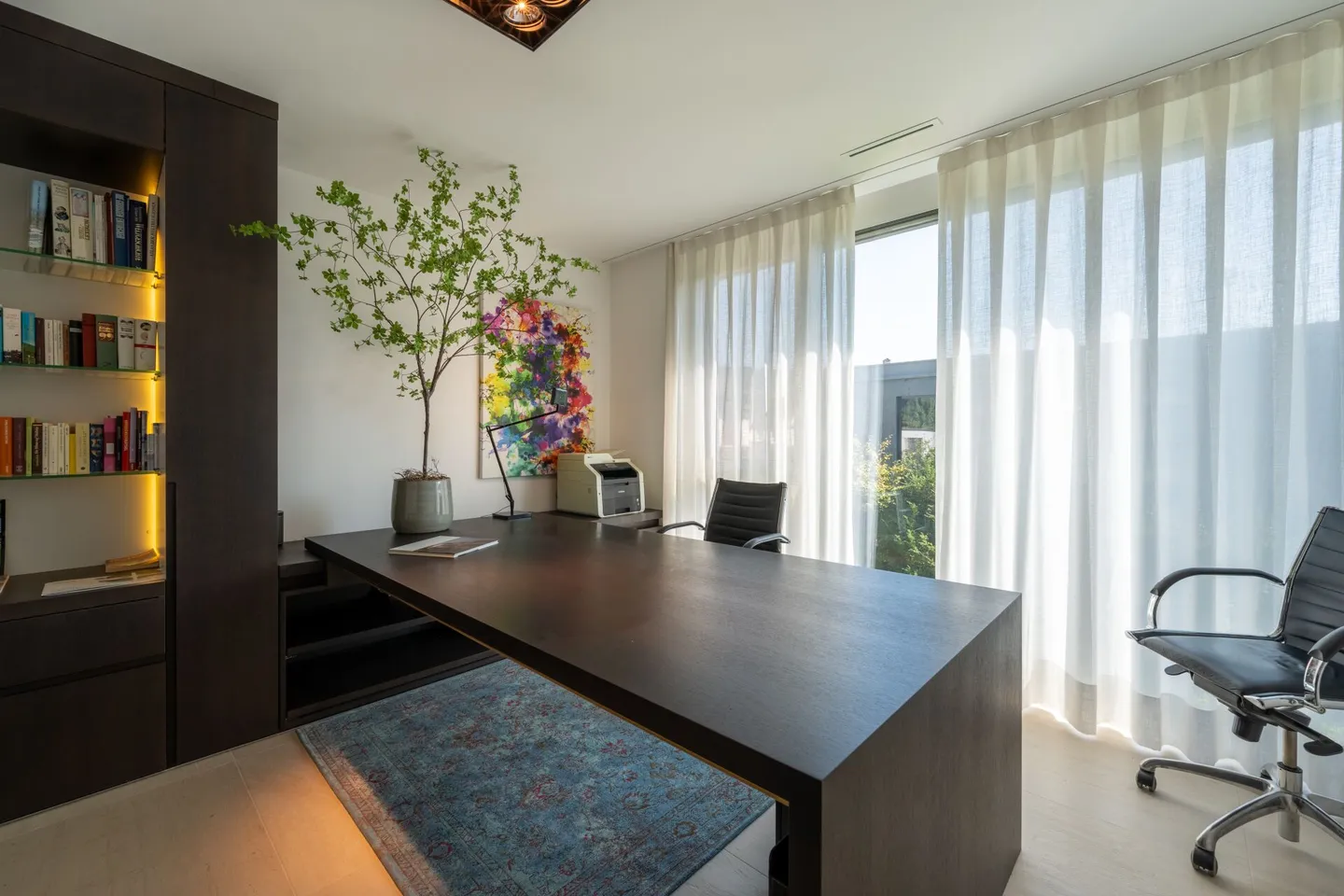 24-299 Penthouse Apartment in Unique Location at the Marina - Photo 14 of 31