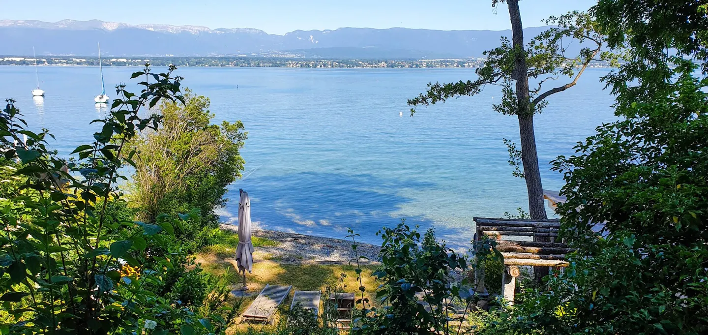 Villa au bord du lac - Photo 1 sur 1