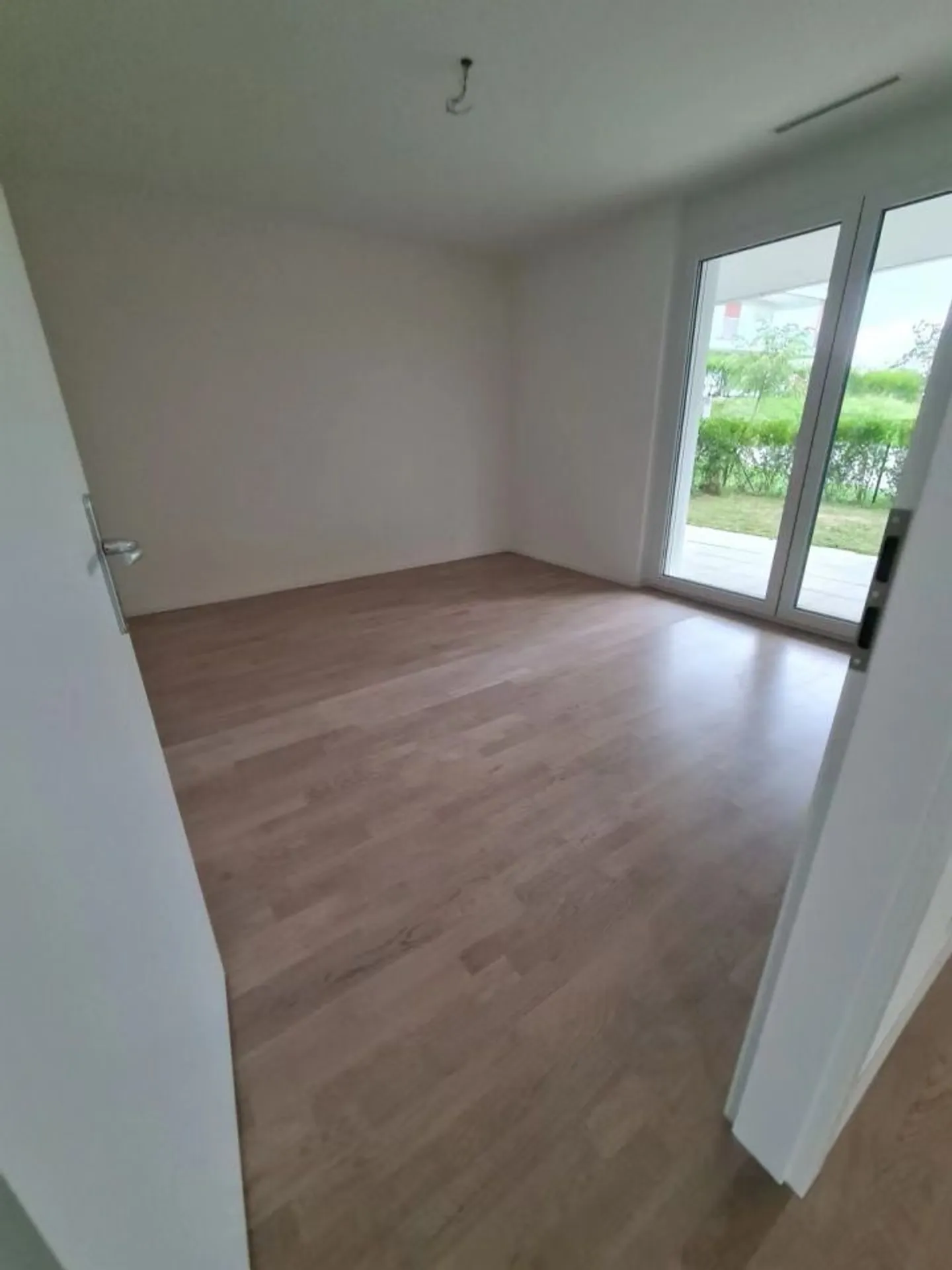 Charmante Wohnung mit Seeblick - Foto 3 von 7