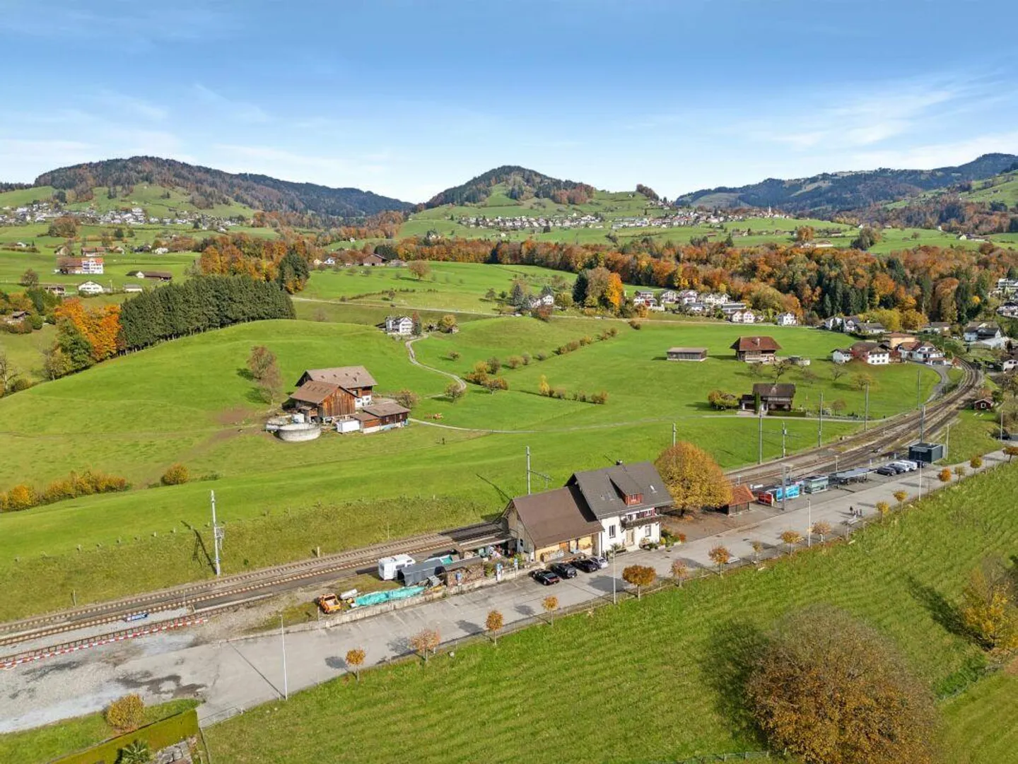 Historischer Bahnhof Kaltbrunn - Raum für Ideen, Leben und Visionen - Foto 2 von 4