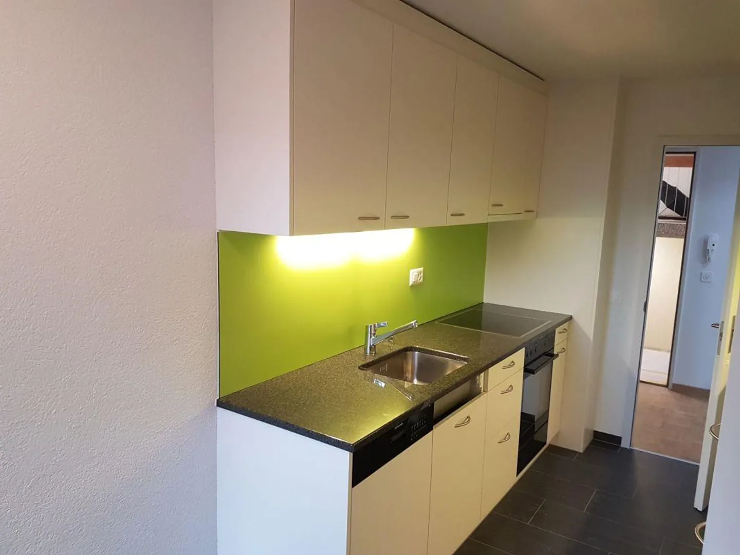 Living in the popular Gerbelacker district in Ittigen - Photo 3 of 15