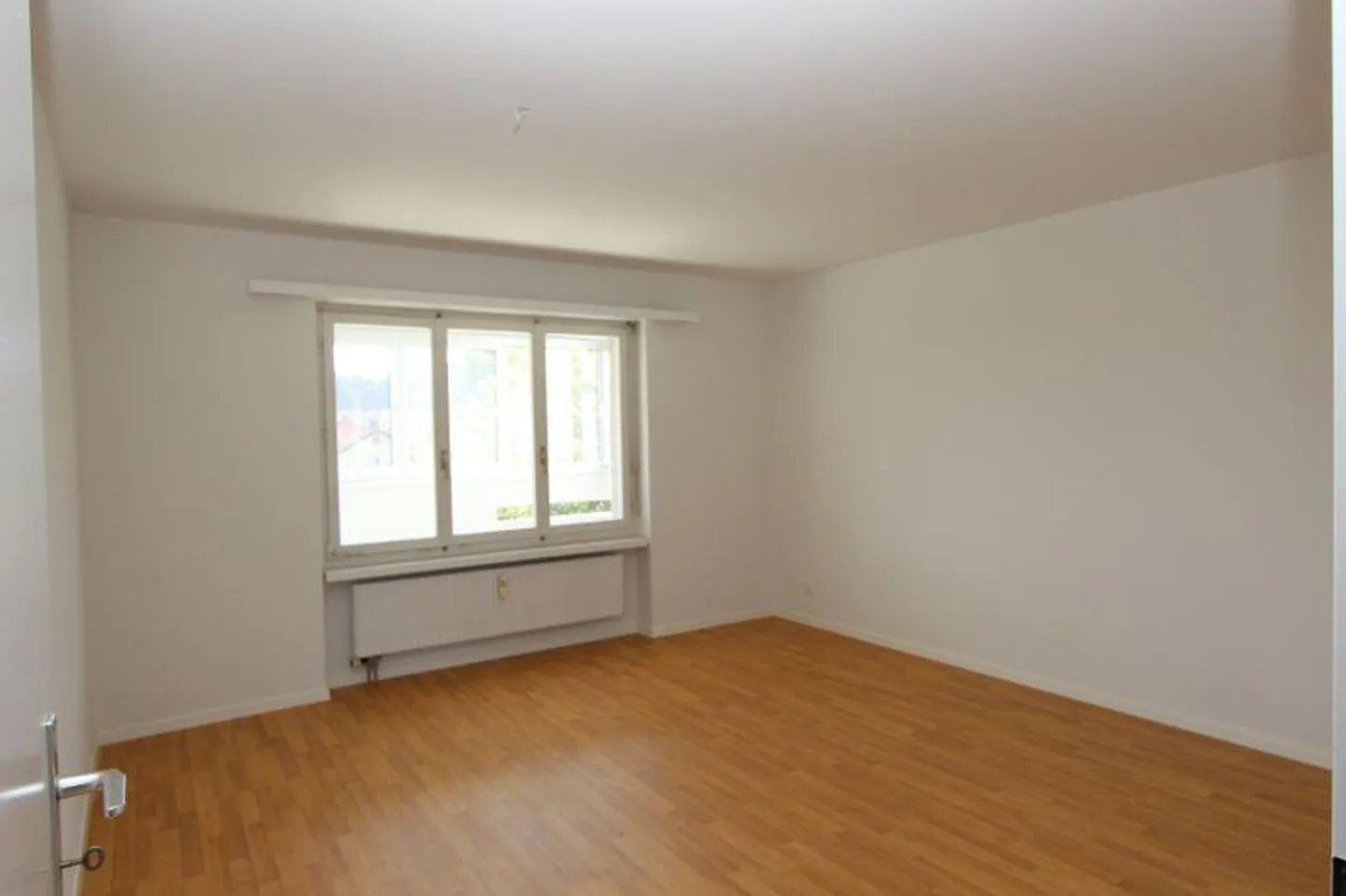 Appartamento molto spazioso con vista sul verde in affitto - Foto 7 di 7