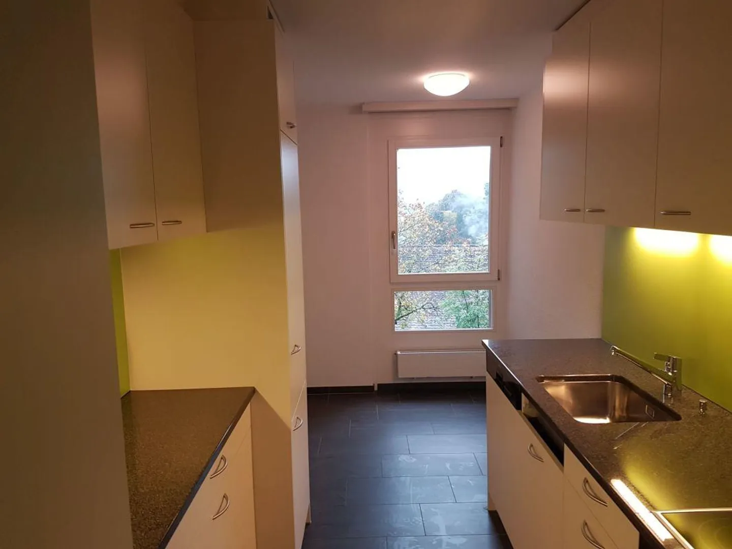 Living in the popular Gerbelacker district in Ittigen - Photo 4 of 15