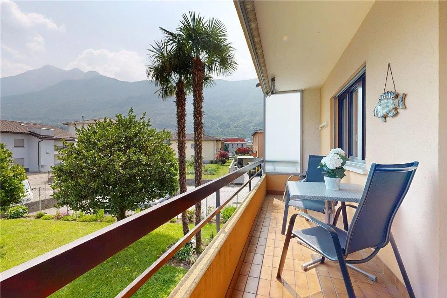 Appartamento con balcone e posteggio - Foto 9 di 13