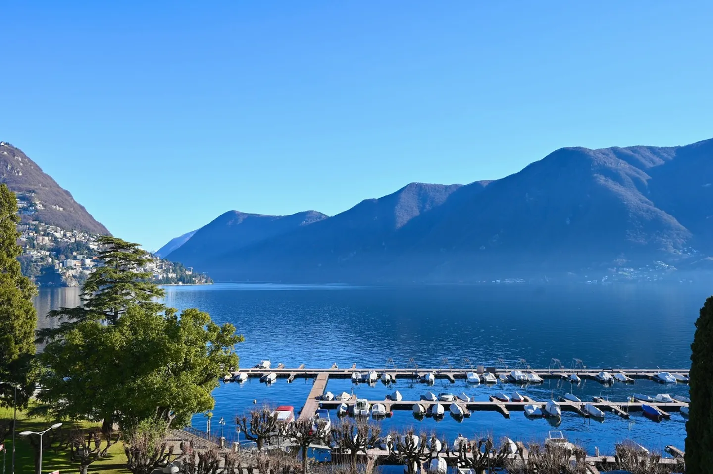 «Eine 350 m² große Wohnung am See in Lugano im Central Park» - Foto 1 von 14