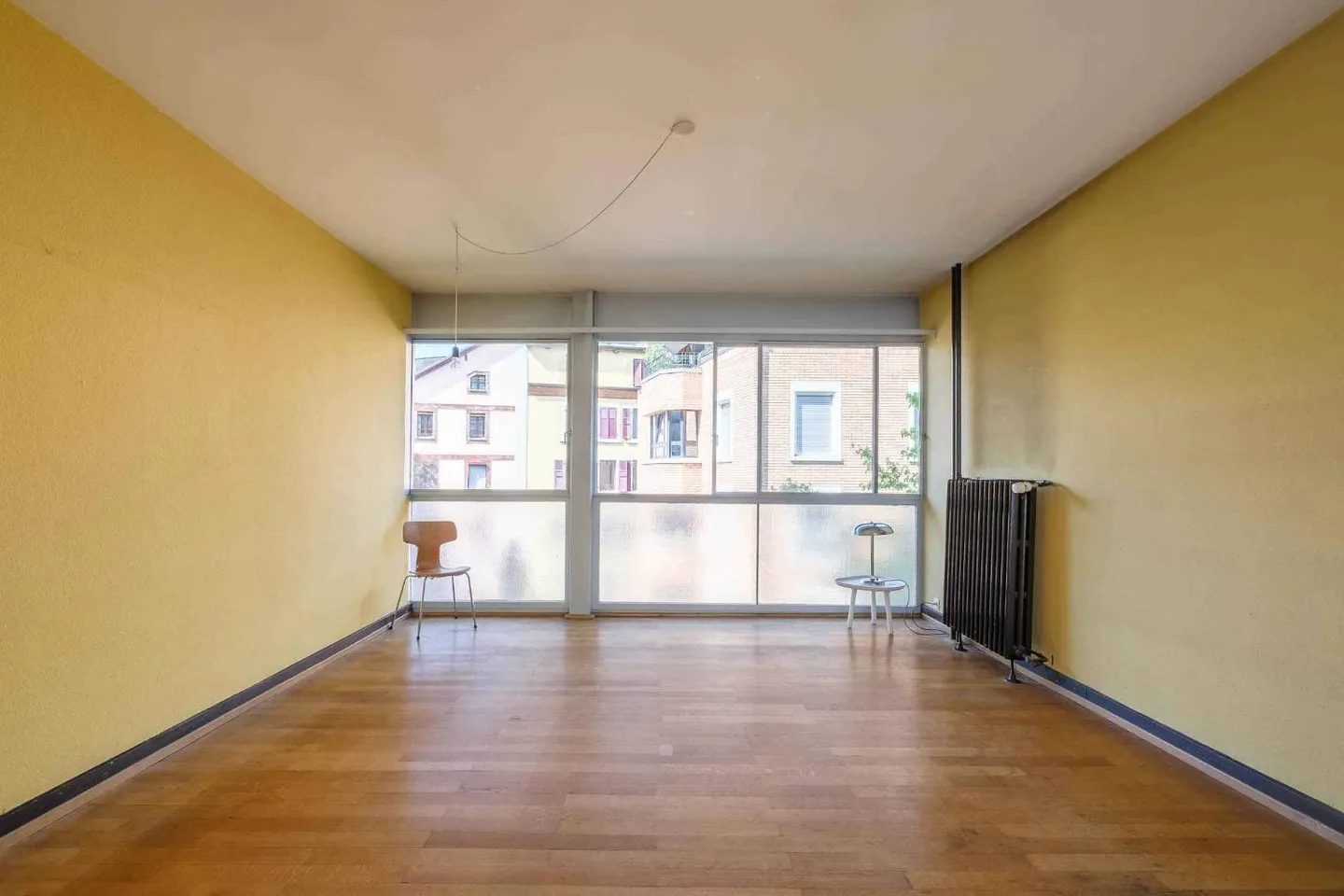 Duplex Apartment by Le Corbusier - Photo 4 of 7