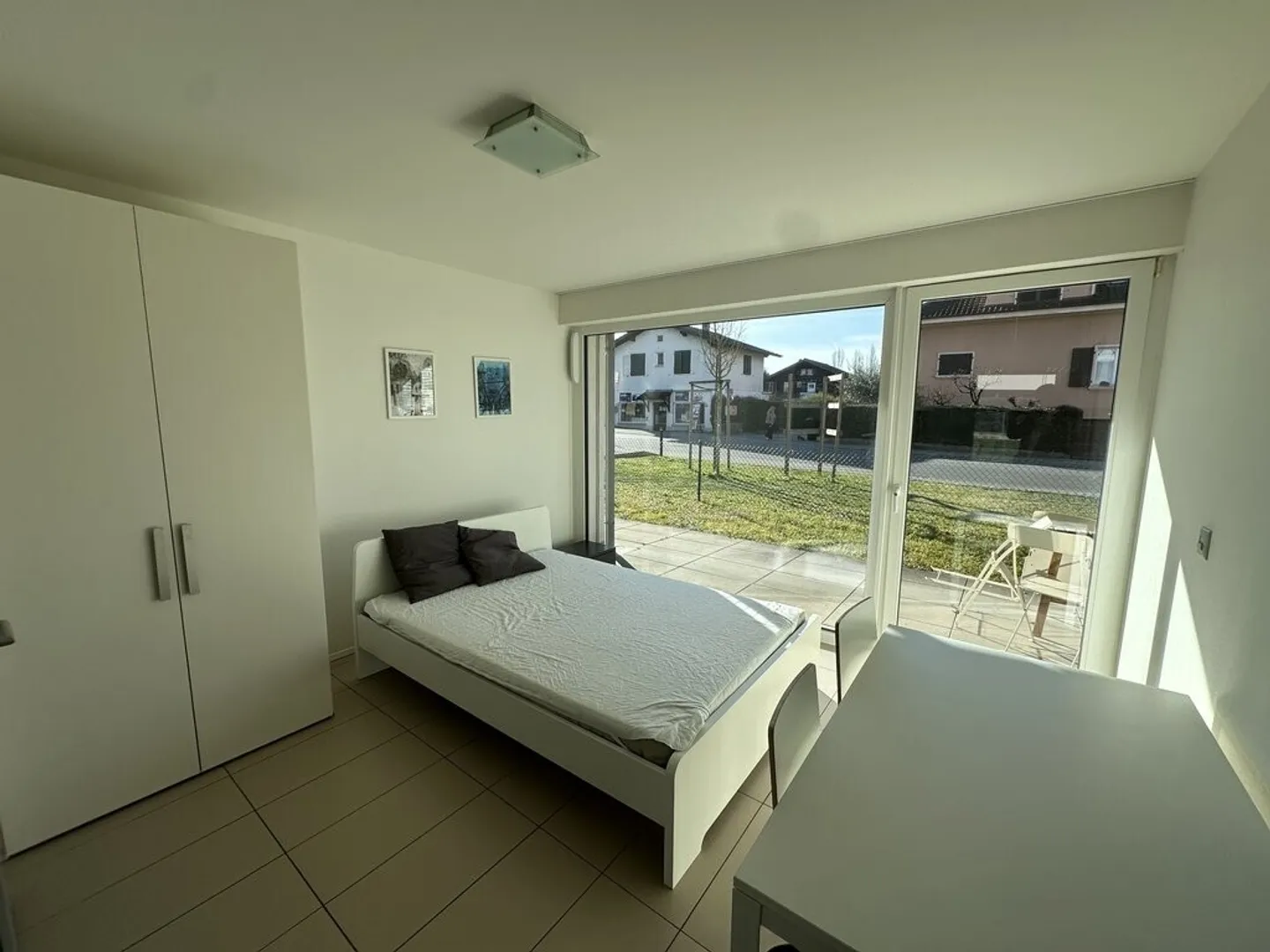 Charmantes möbliertes Studio mit Terrasse - Foto 1 von 5