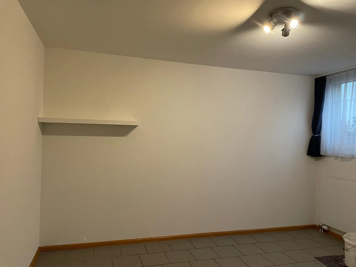 Stanza hobby con bagno - Foto 2 di 6