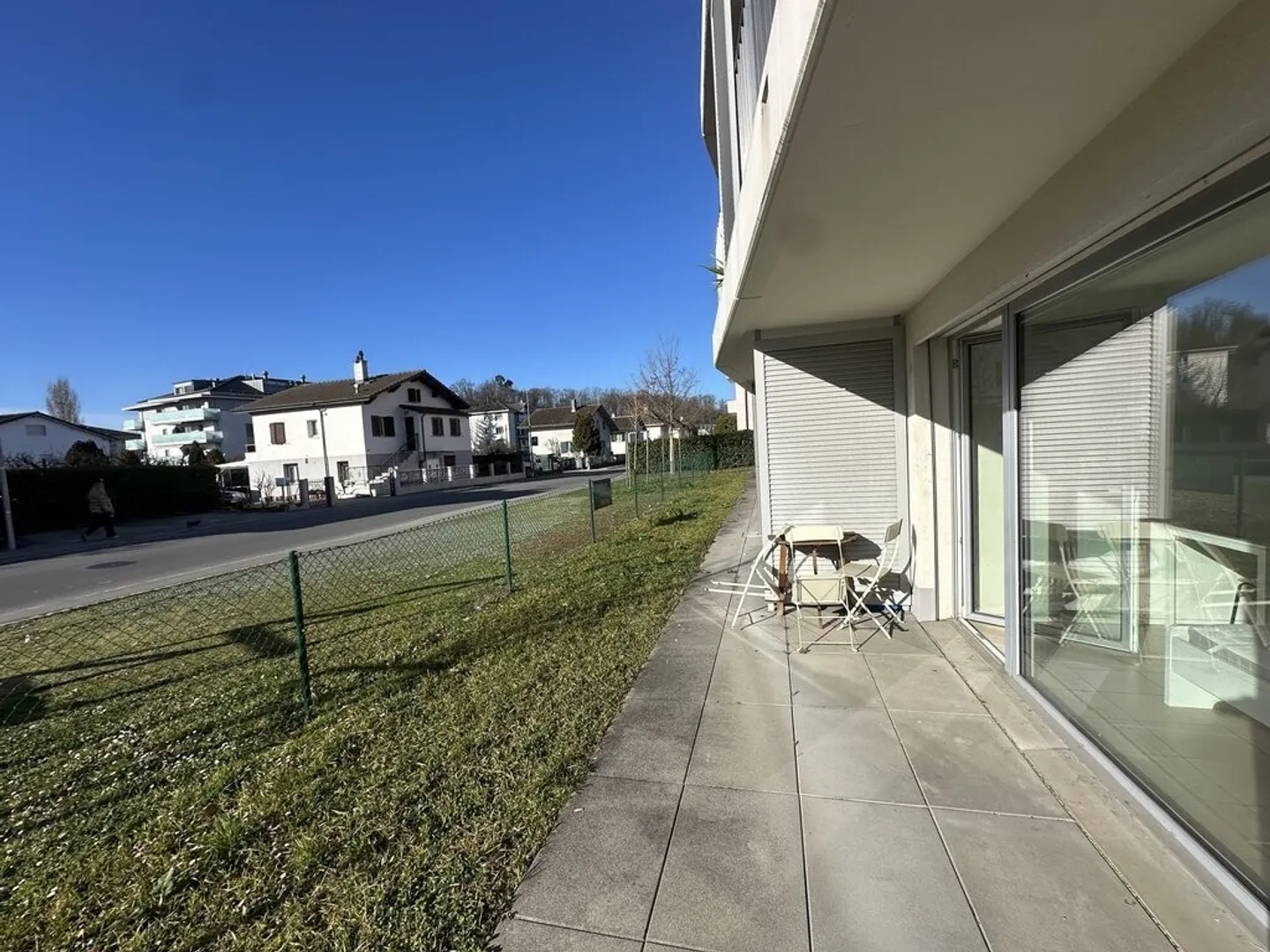 Charmantes möbliertes Studio mit Terrasse - Foto 3 von 5