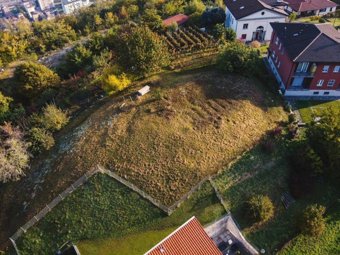 Terrain constructible avec merveilleuse vue panoramique et projet - Photo 10 sur 12