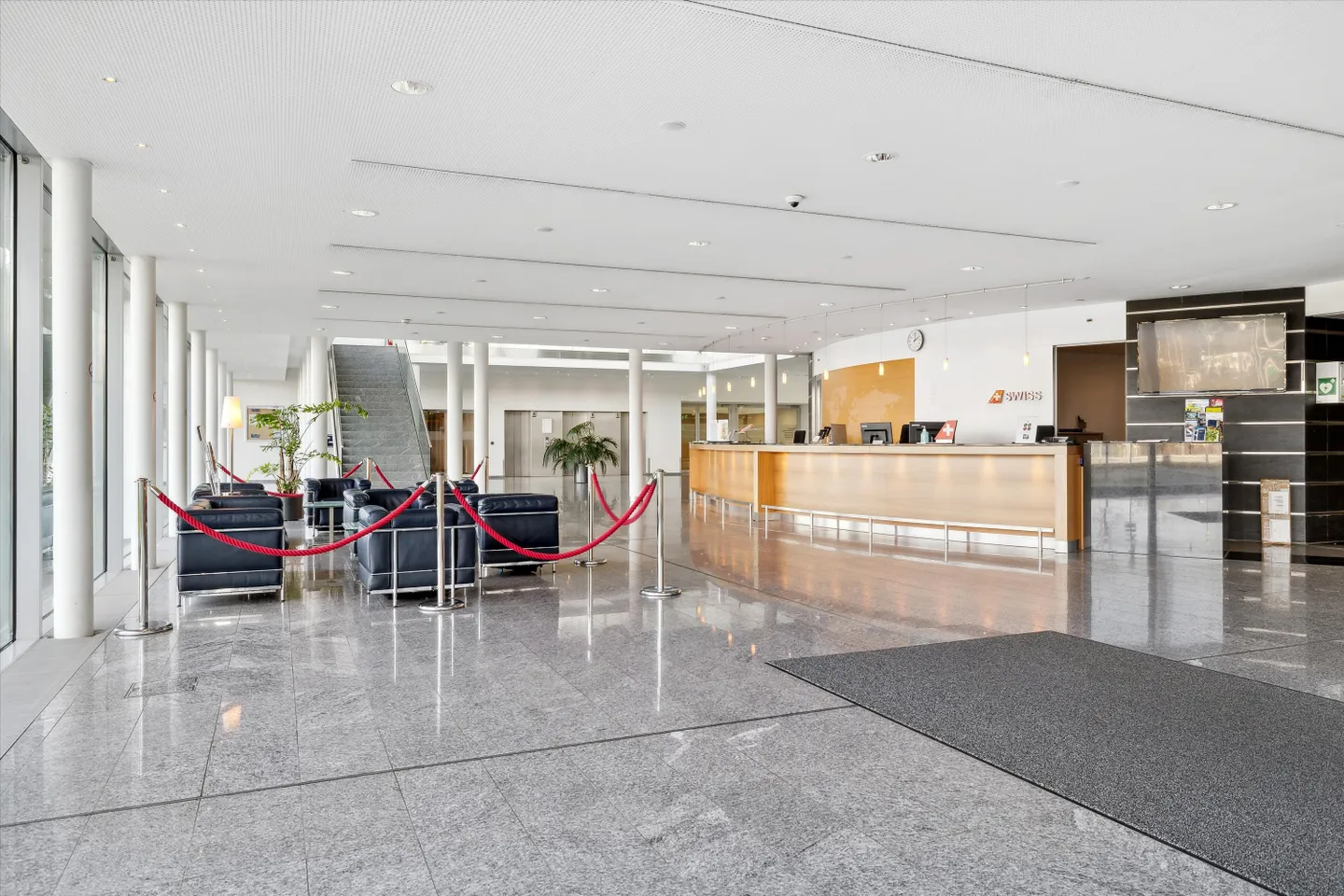 Nouveau site directement à l'aéroport de Bâle - Photo 4 sur 13