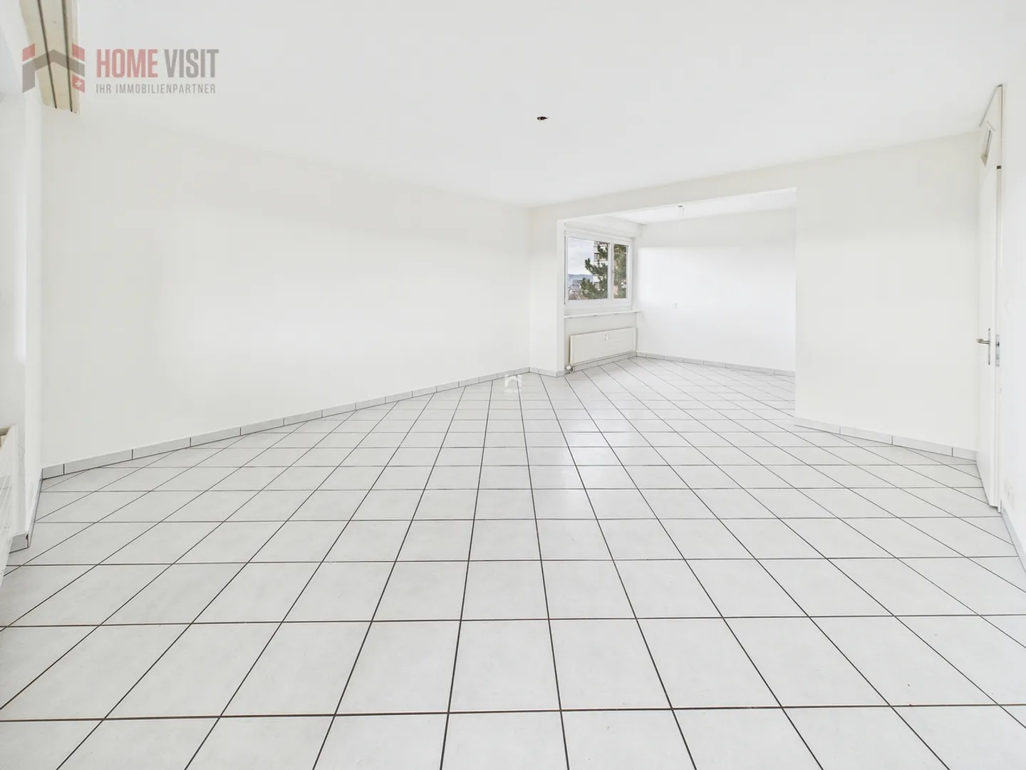 Appartamento luminoso di 3,5 stanze con ascensore e garage - ideale per tutte le età - Foto 12 di 13