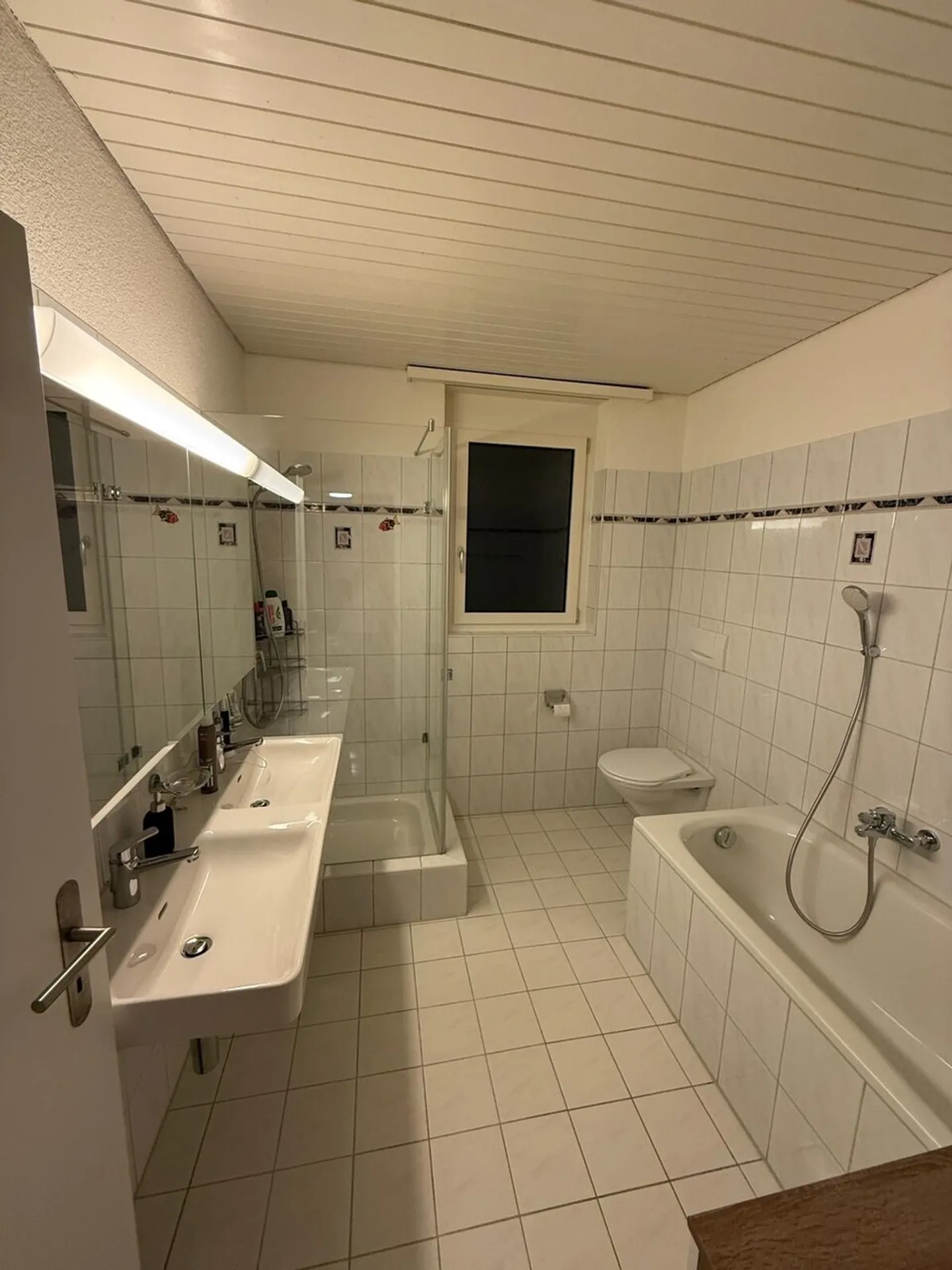 Charming and city-close apartment - Photo 4 of 8