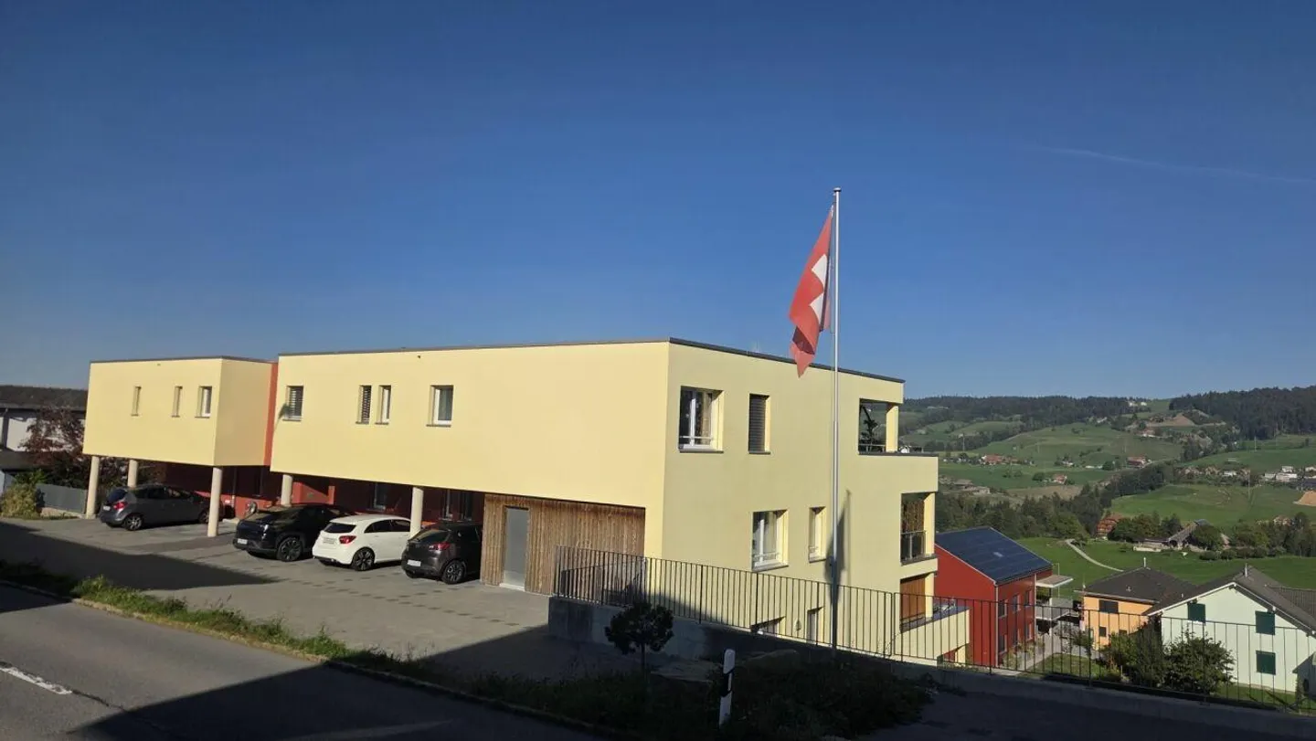 Appartamento attico con grande terrazza - Foto 1 di 13