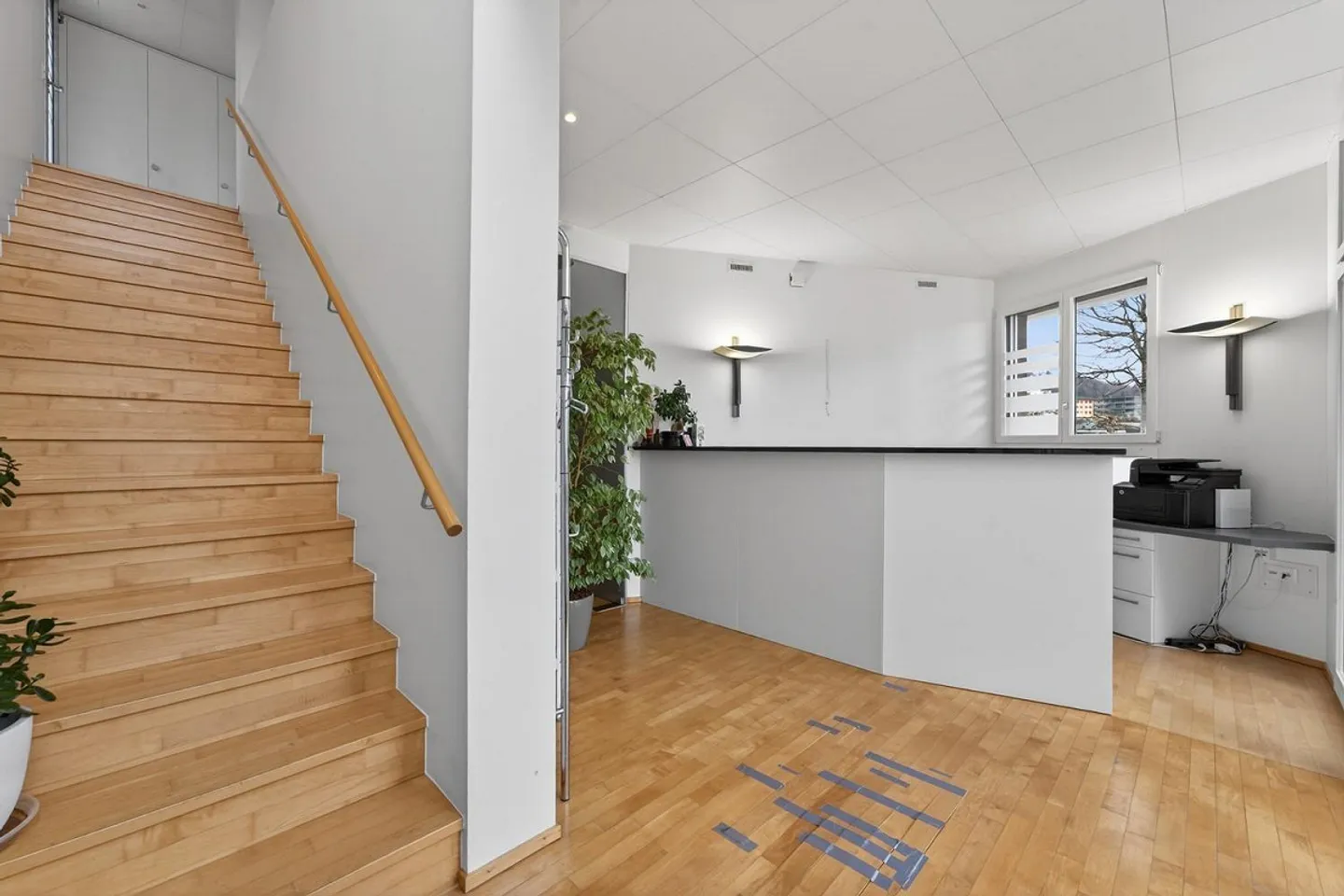 Proprietà d'ufficio o di studio attraente a Hergiswil utilizzabile in modo versatile - Foto 7 di 13