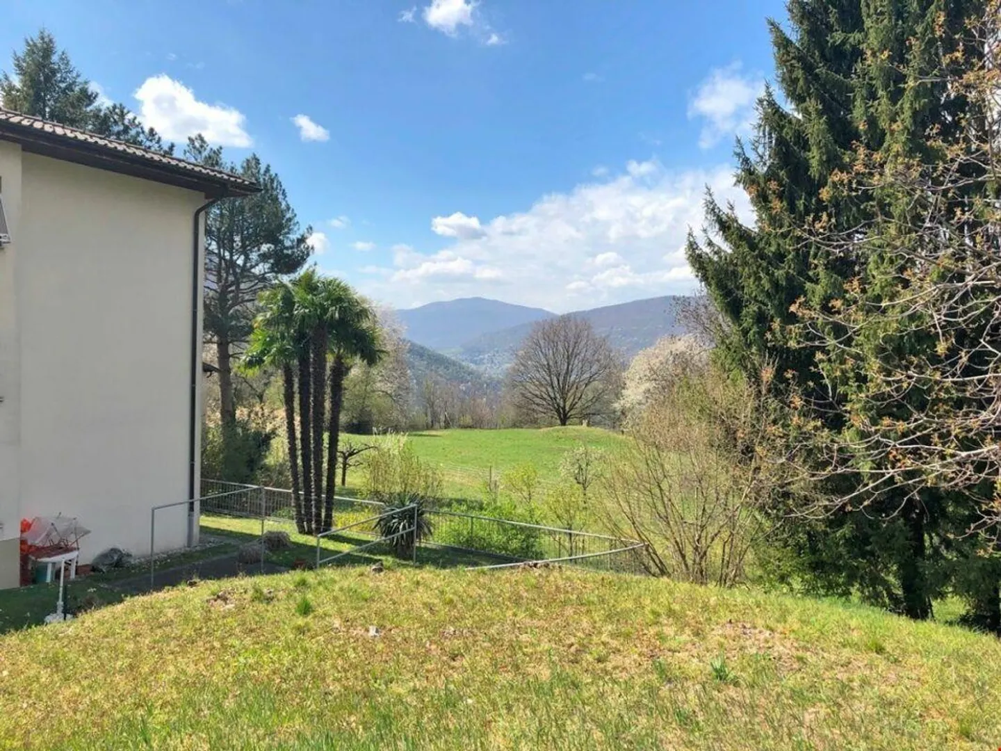 Terreno edificabile di 904 mq con vista aperta - Foto 1 di 8