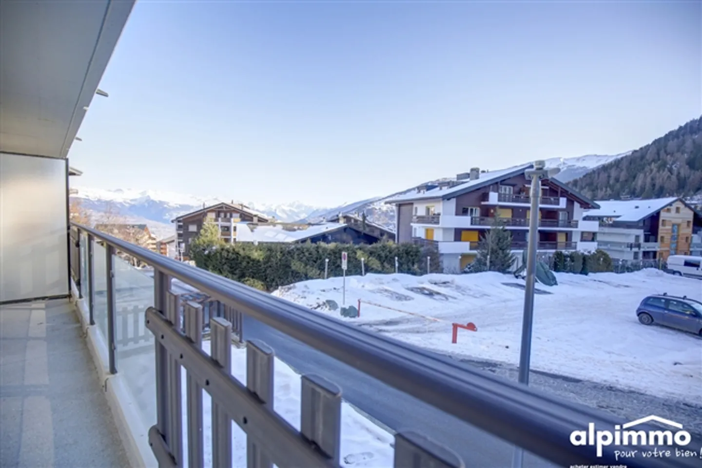 «Geräumige Wohnung mit Renovierungspotenzial 100m von den Aufzügen entfernt» - Foto 18 von 20