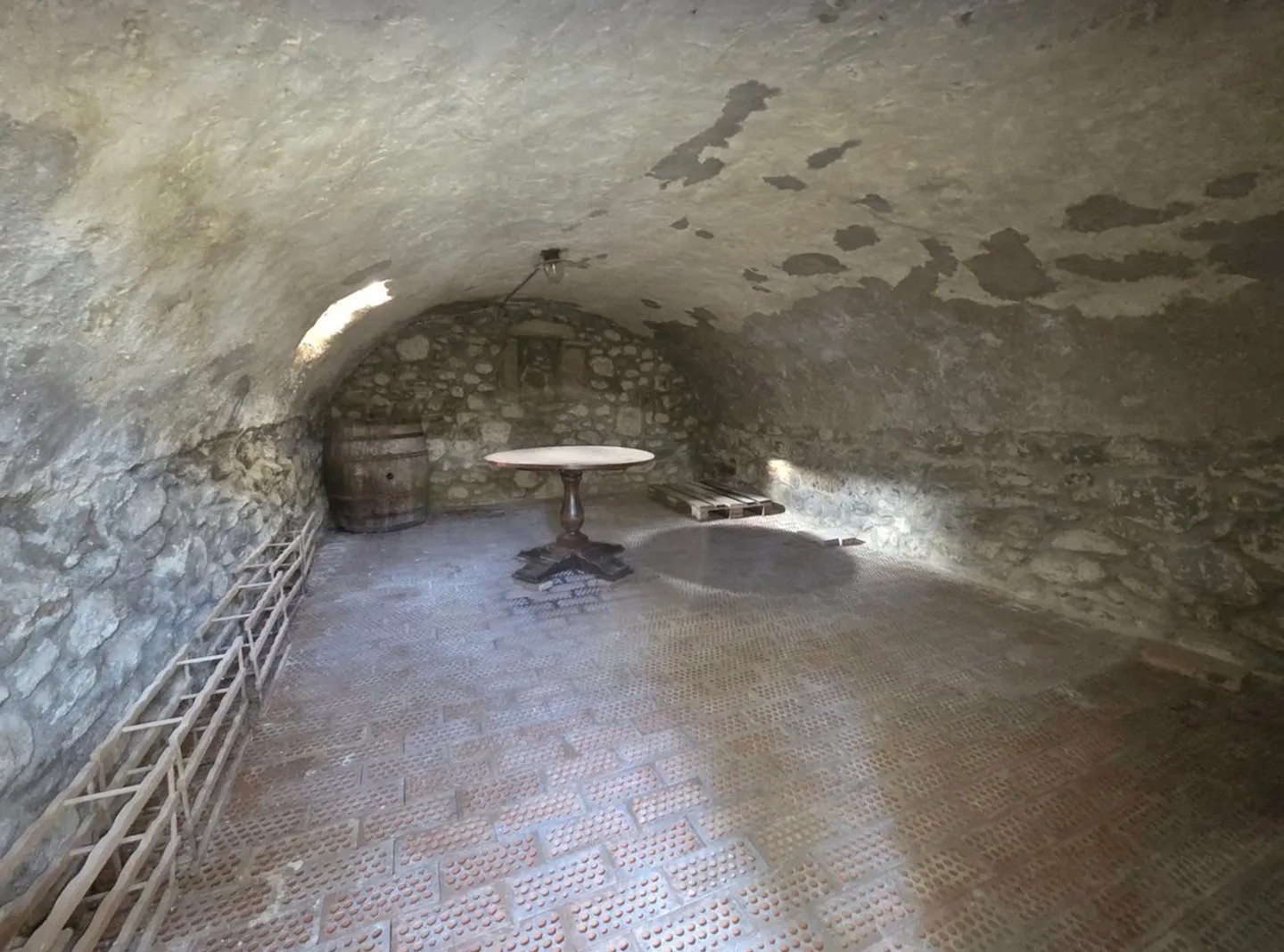 Grande fattoria di villaggio da ristrutturare - Brenles - Foto 5 di 6