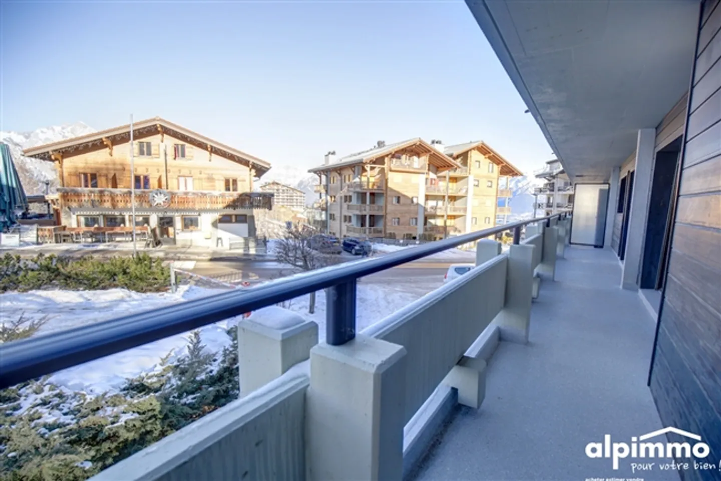 «Geräumige Wohnung mit Renovierungspotenzial 100m von den Aufzügen entfernt» - Foto 20 von 20