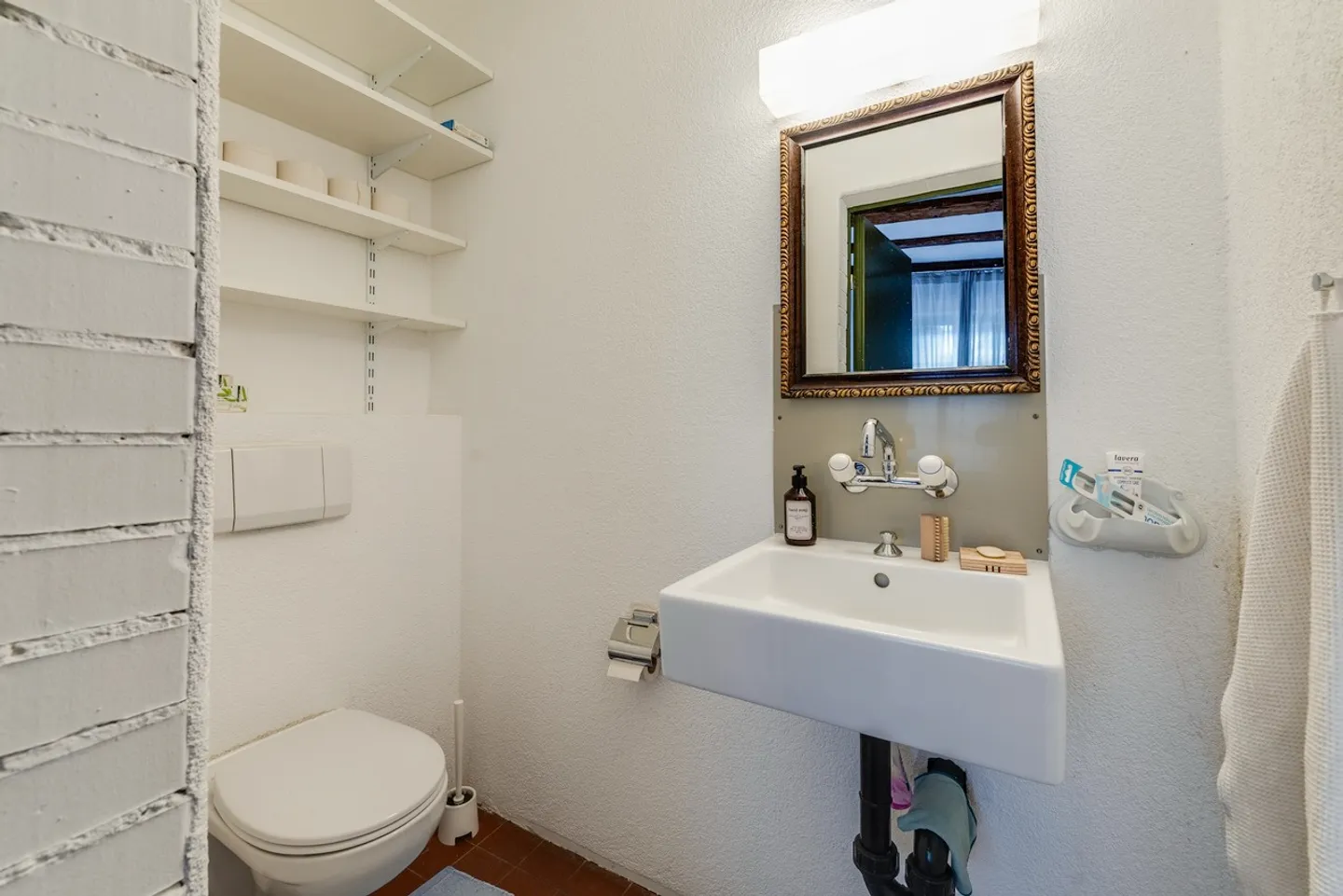 Historical Townhouse for 2, 3 Generations with Atelier! - Photo 32 of 37