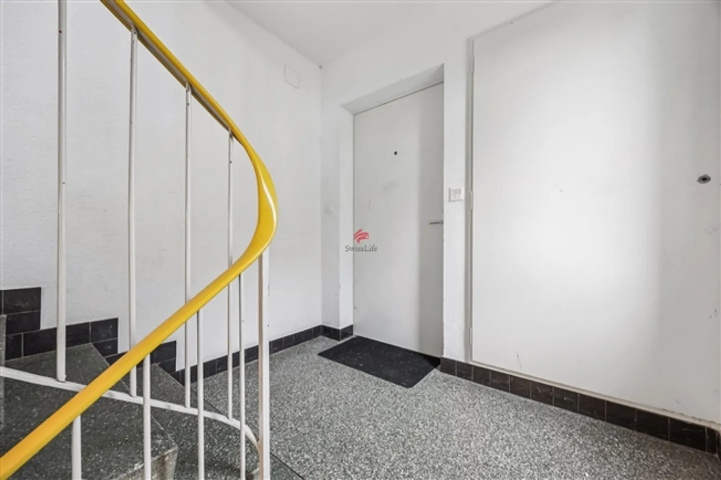 Proprietà di investimento completamente affittata con garanzia di affitto in una posizione centrale - Foto 7 di 11