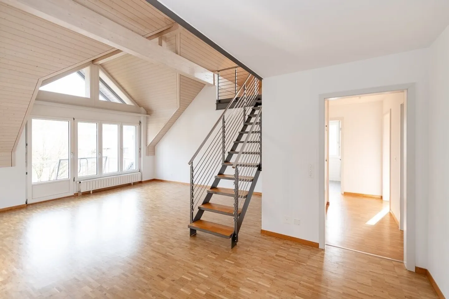 Appartamento galleria luminoso vicino a Wohlensee! - Foto 2 di 12