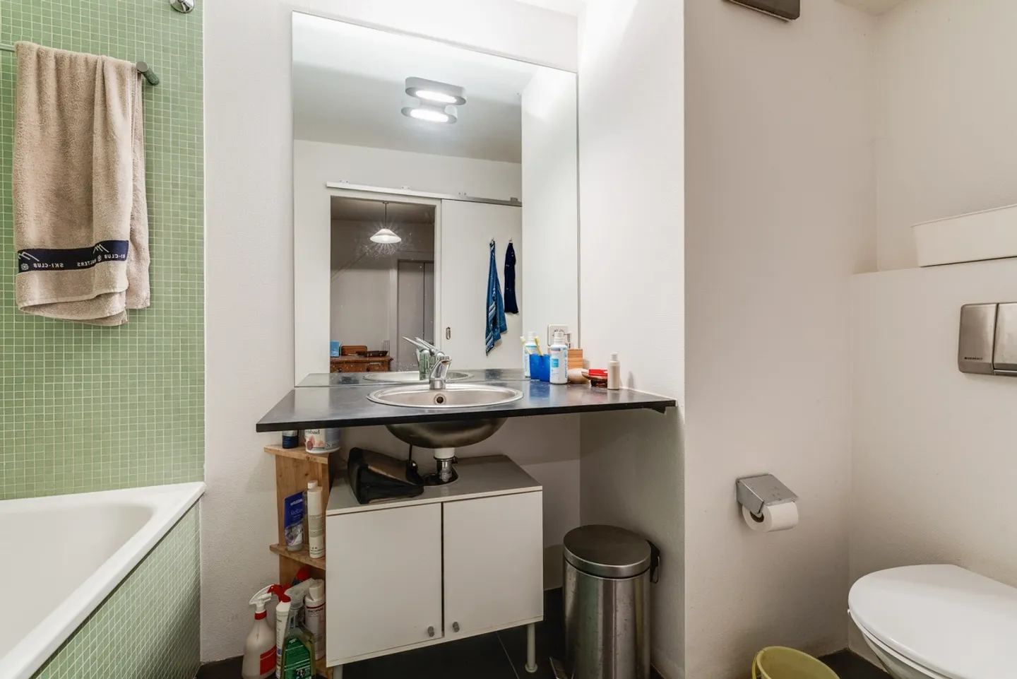 Historical Townhouse for 2, 3 Generations with Atelier! - Photo 28 of 37