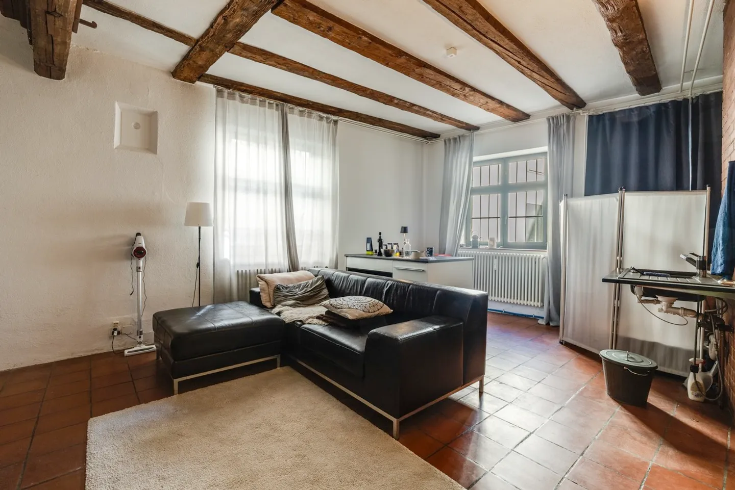 Historical Townhouse for 2, 3 Generations with Atelier! - Photo 29 of 37