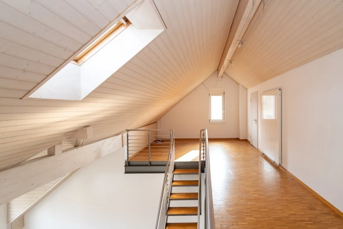 Appartamento galleria luminoso vicino a Wohlensee! - Foto 4 di 12