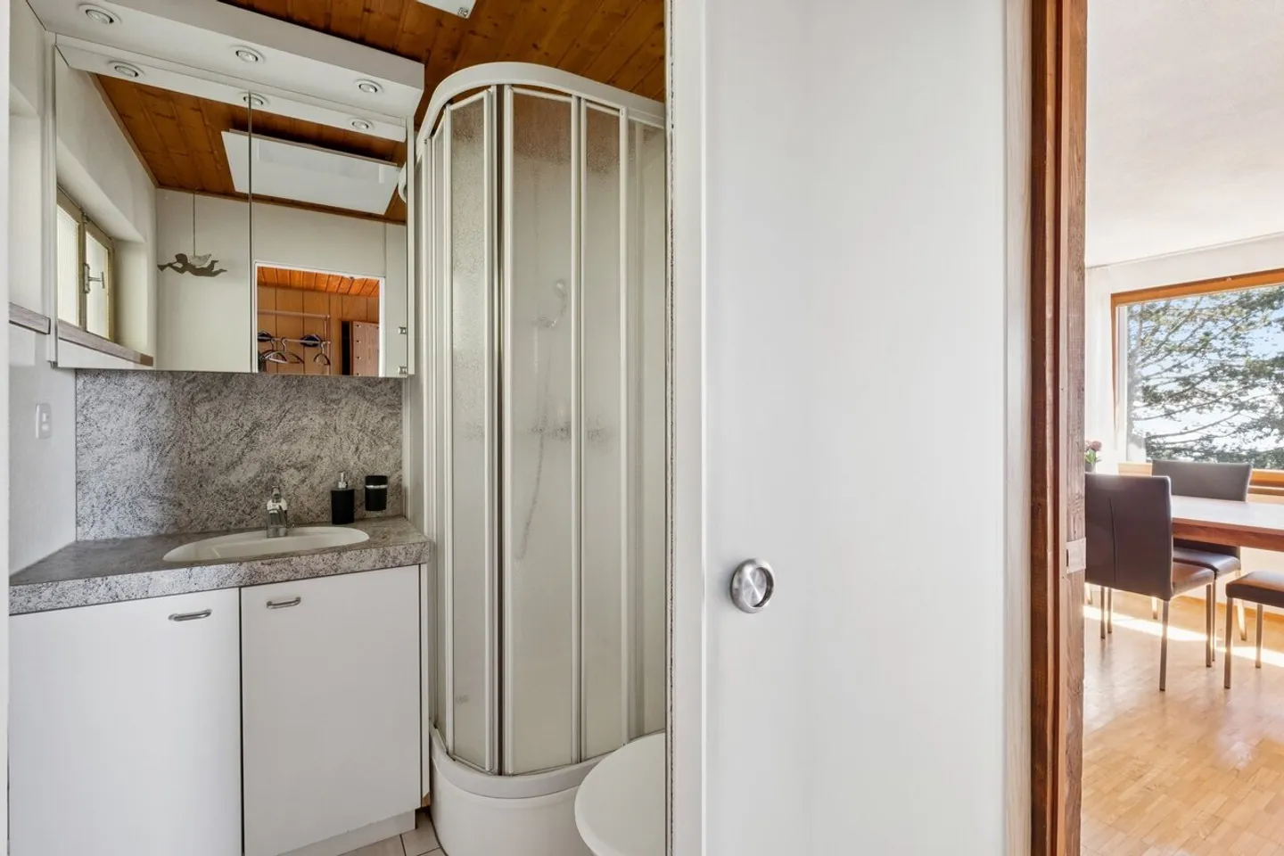 Idyllischer Rückzugsort mit herrlicher Aussicht - Foto 7 von 8