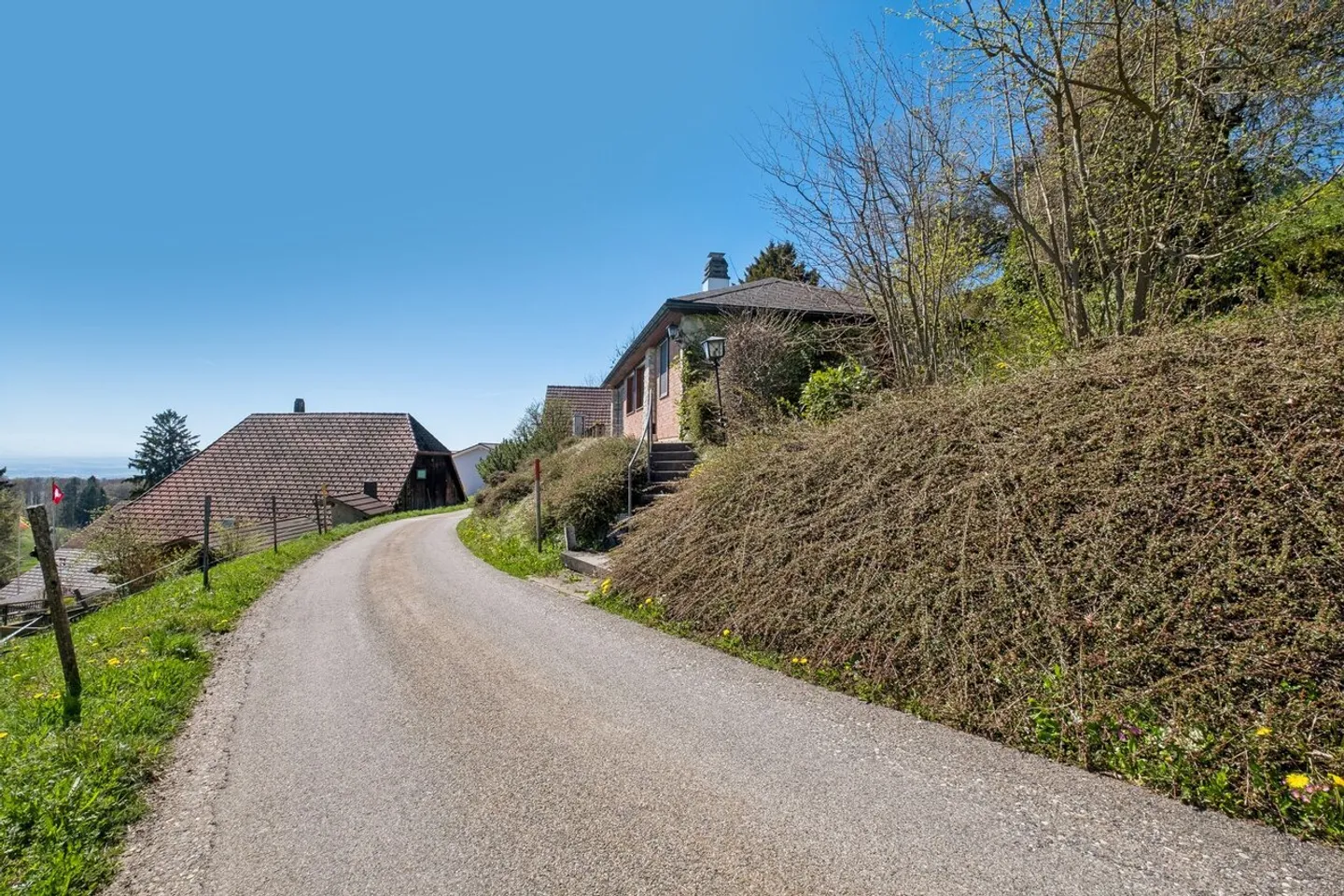 Idyllischer Rückzugsort mit herrlicher Aussicht - Foto 2 von 8