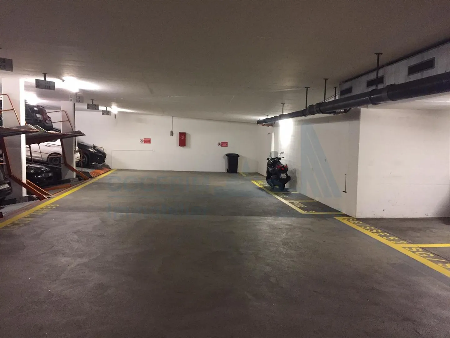 Edificio ad uso misto in affitto - Foto 2 di 2