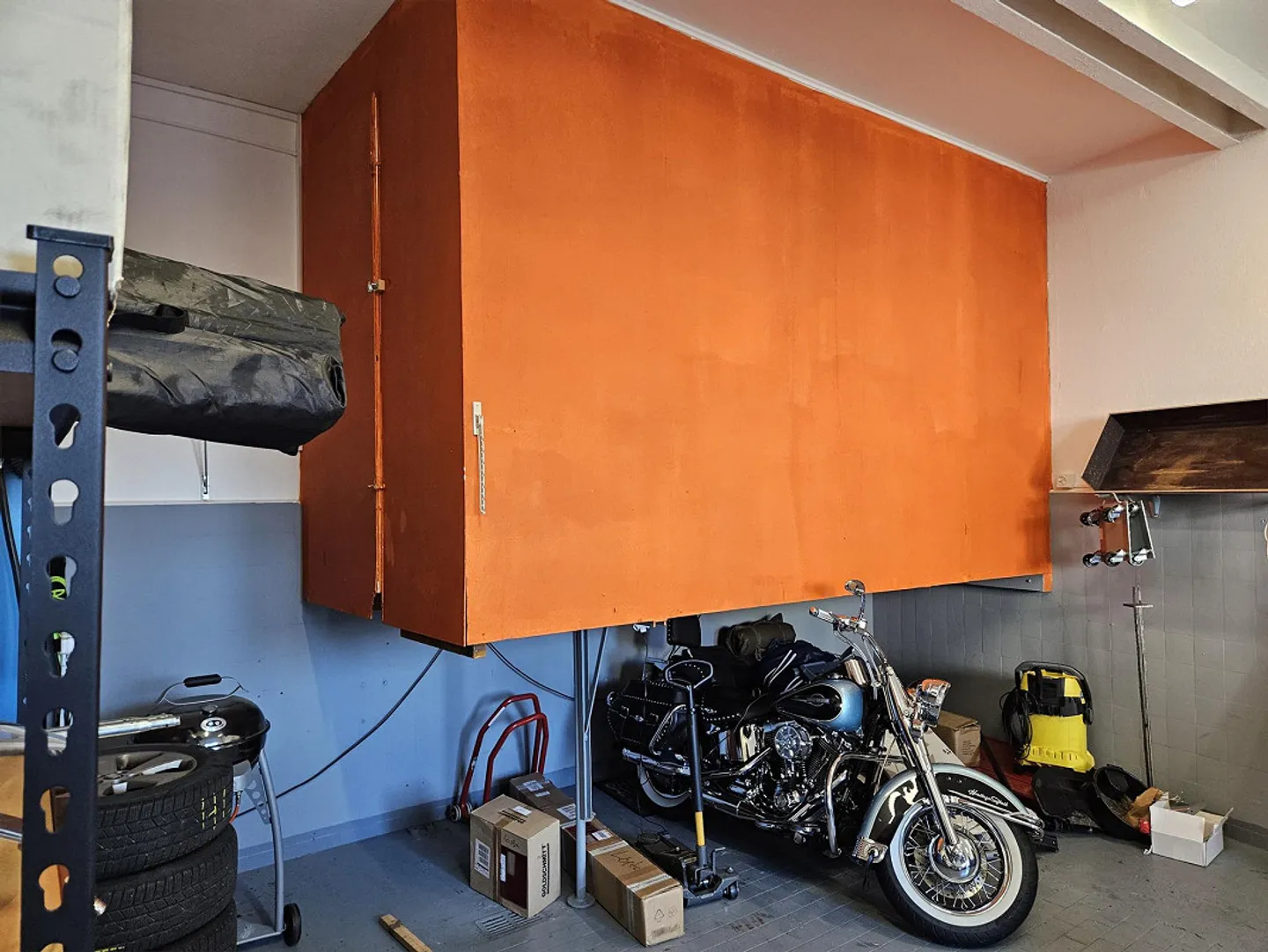 Garage Workshop / Storage - Photo 3 of 5