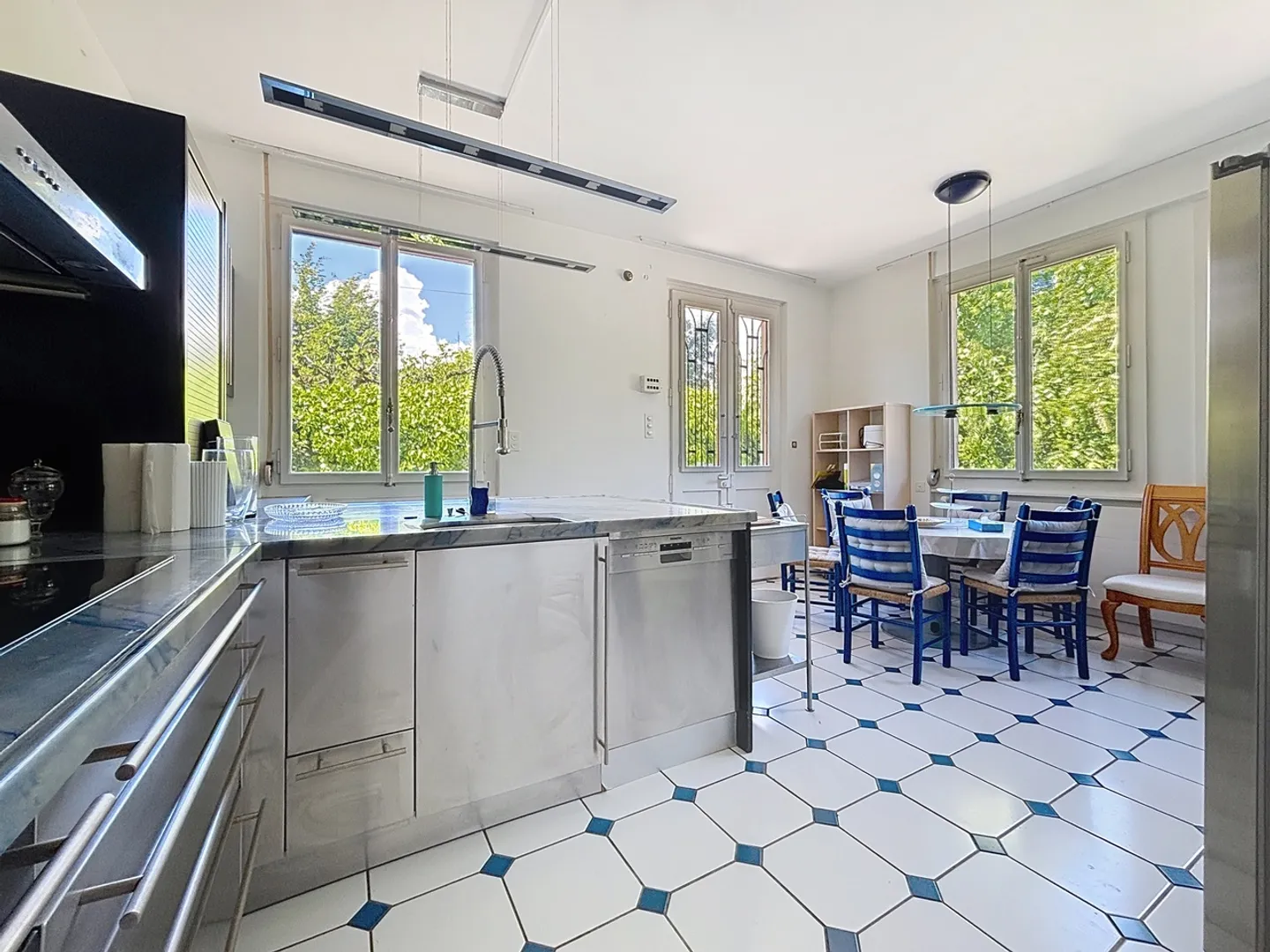 9.5-room House - Photo 9 of 23