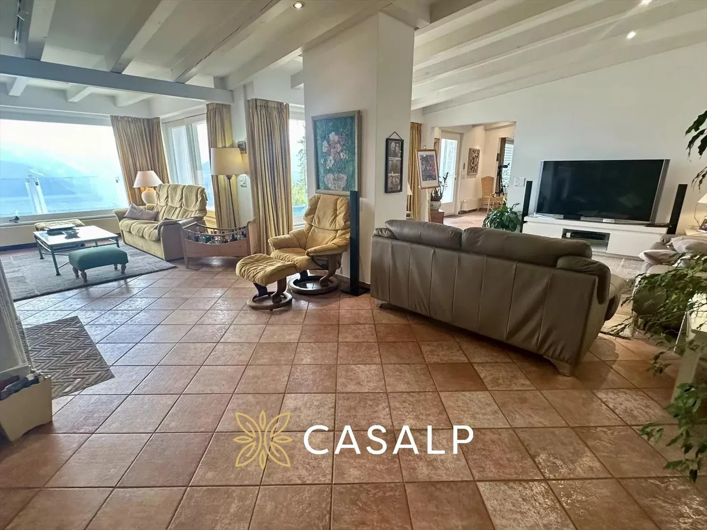 Attico di lusso con piscina interna - Foto 3 di 13