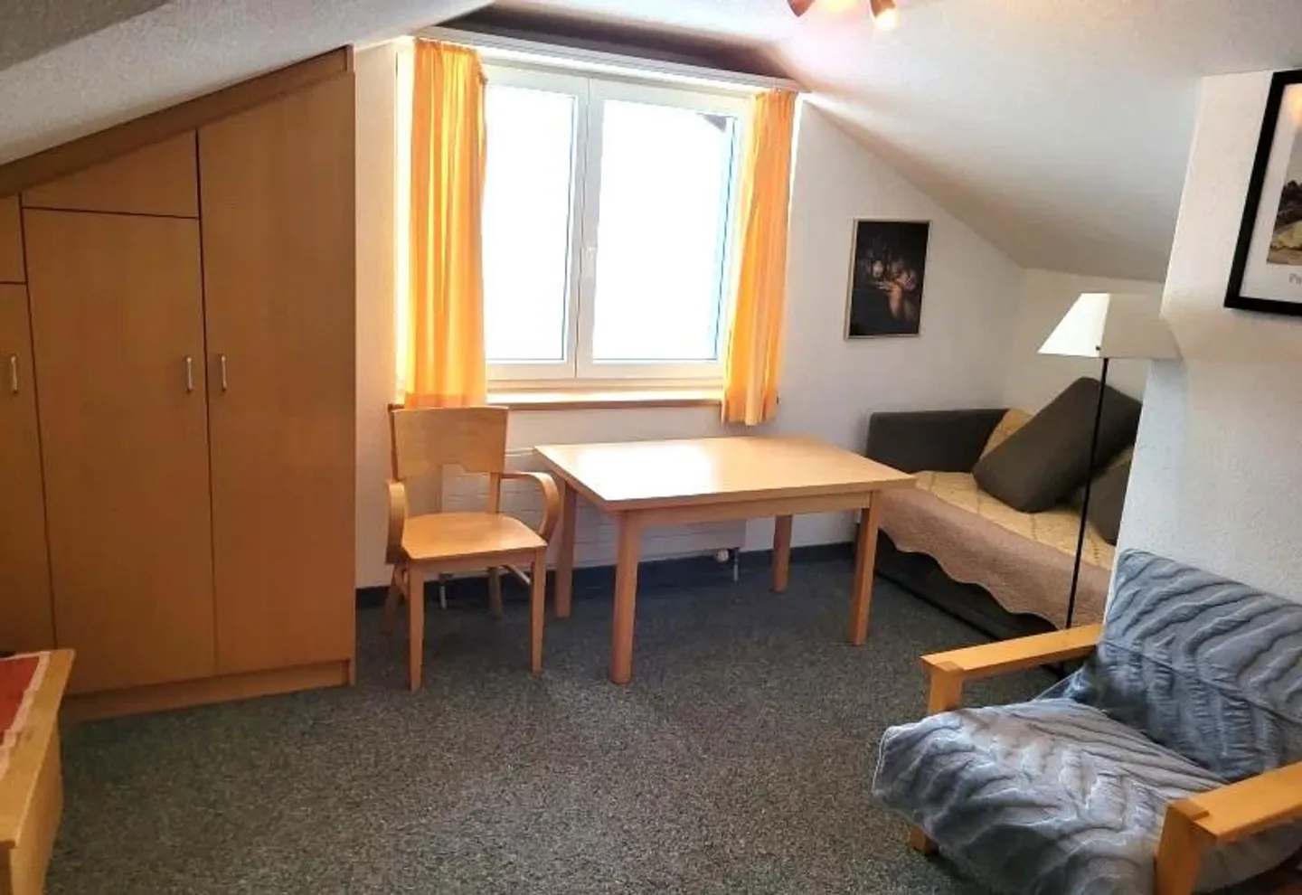 Bright 2.5-Room Apartment - Photo 1 of 1