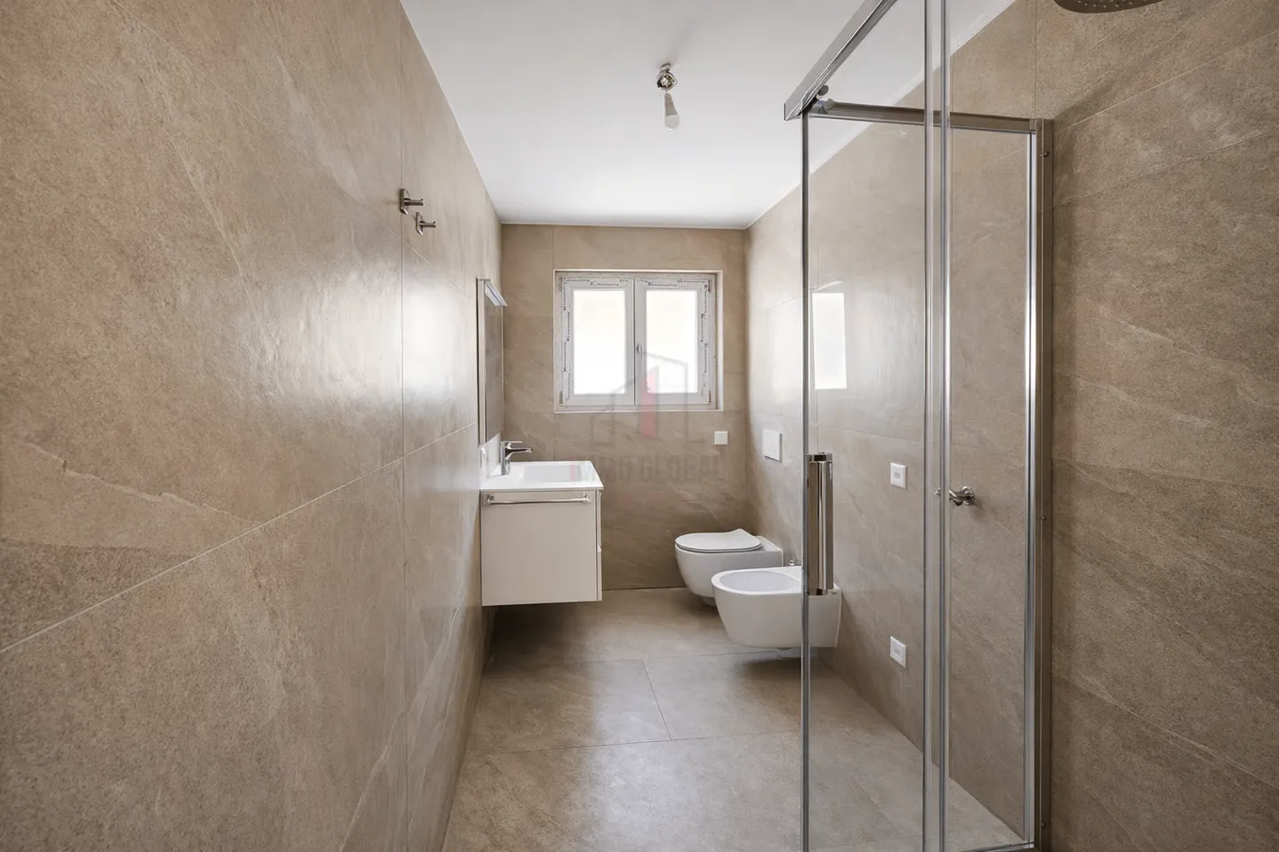 LIVING AND INVESTING: TWO-FAMILY HOUSE WITH TWO INDEPENDENT UNITS - Photo 6 of 13