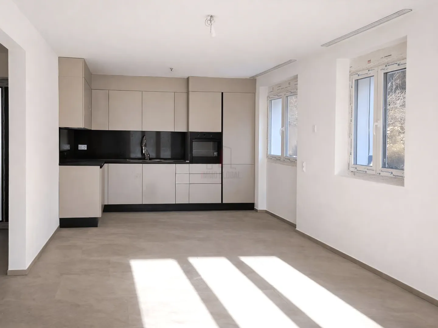 LIVING AND INVESTING: TWO-FAMILY HOUSE WITH TWO INDEPENDENT UNITS - Photo 8 of 13