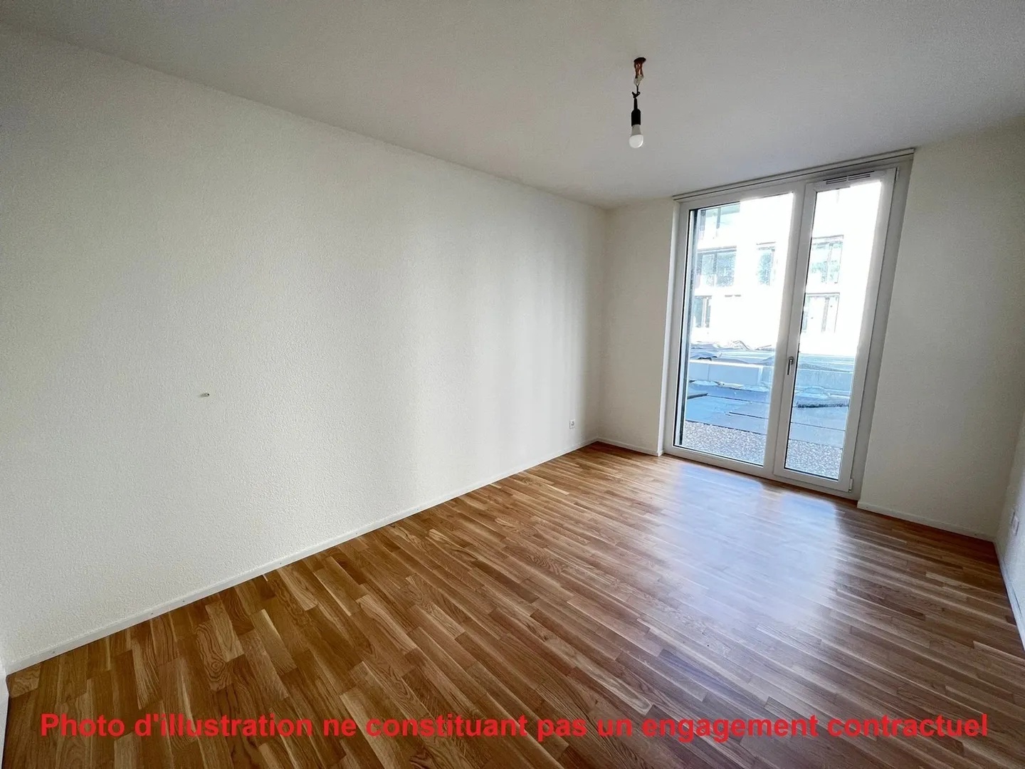 3.5 Room Apartment - Photo 3 of 5