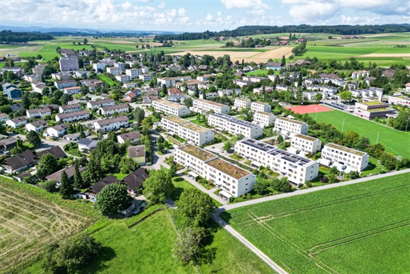 Condominium moderne de 3,5 pièces à Münchenbuchsee dans un emplacement calme - Photo 2 sur 16