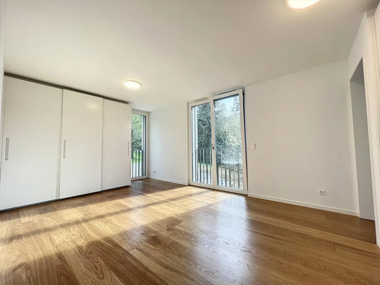 VISITA VIRTUALE | A due passi dalle passeggiate di Ouchy, appartamento contemporaneo di 160 m² - Foto 6 di 10
