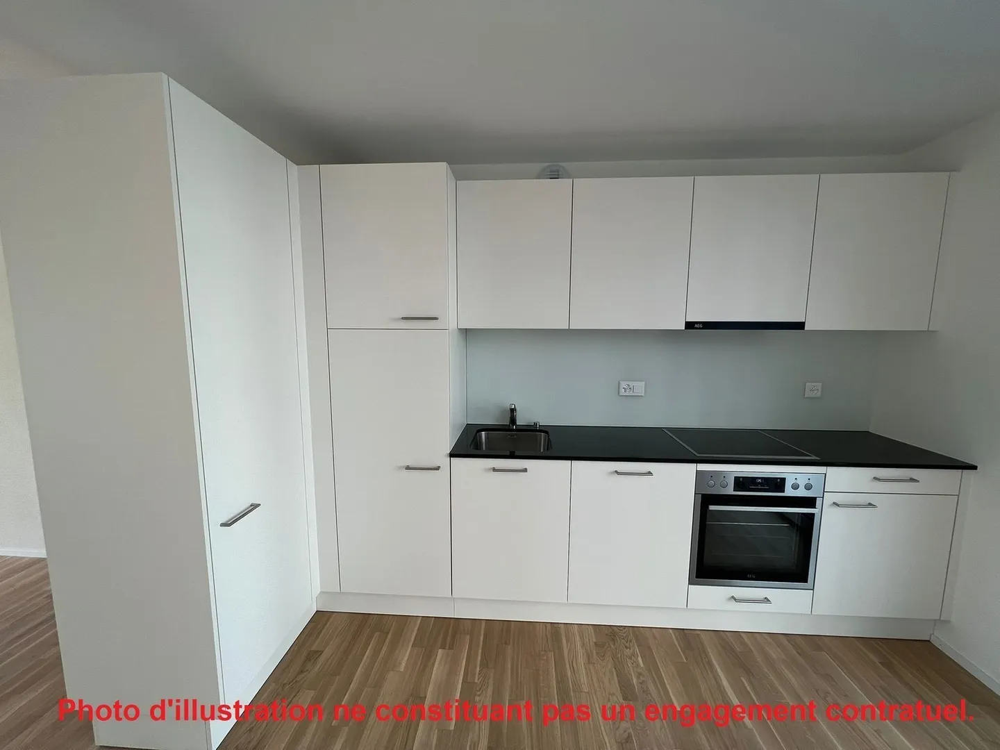3.5 Room Apartment - Photo 4 of 5