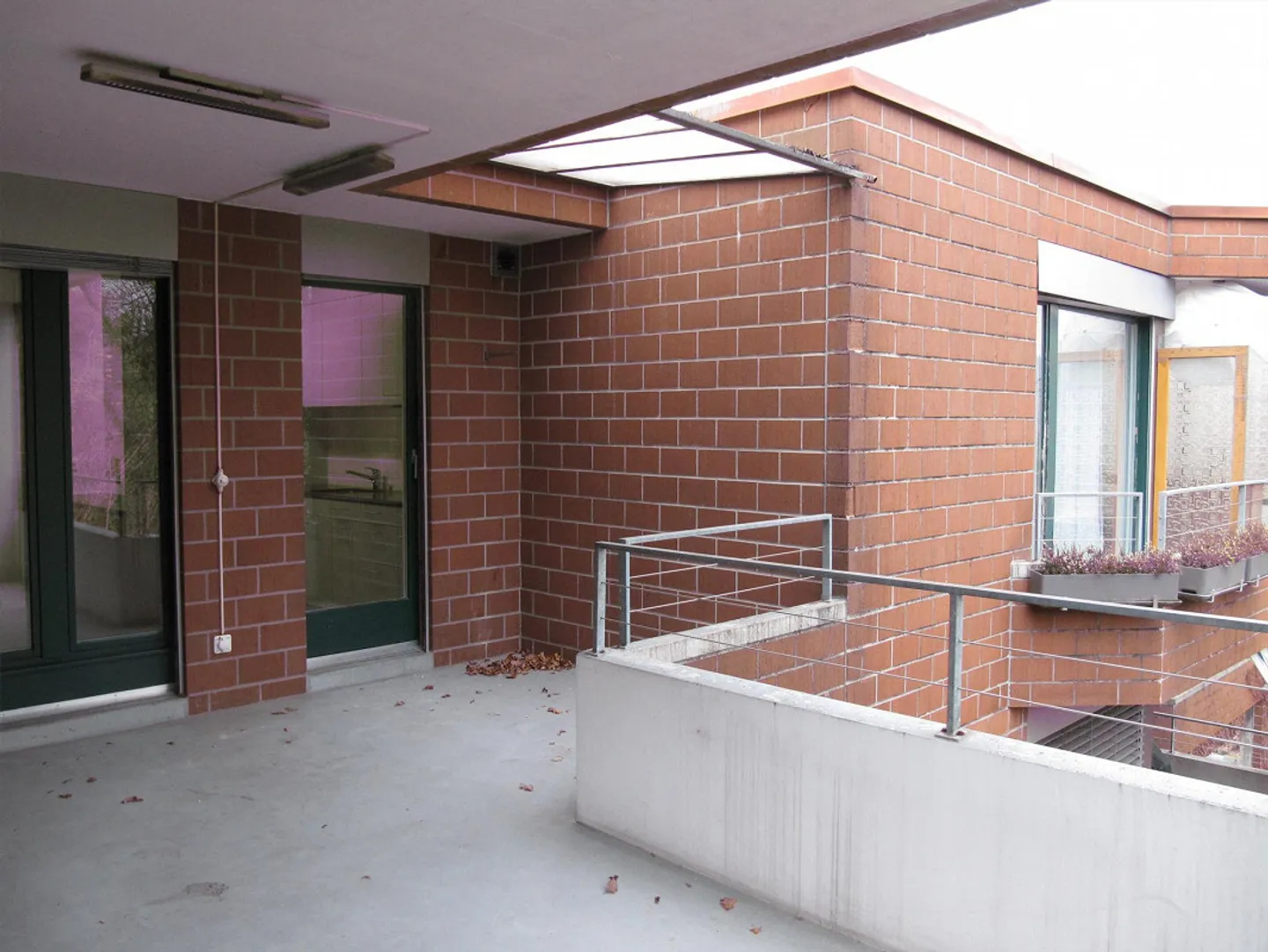 Geräumige Wohnung mit Balkon - Foto 11 von 16