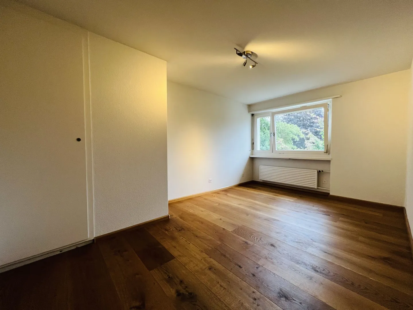 Charmantes Einfamilienhaus mit Garten - Foto 7 von 15