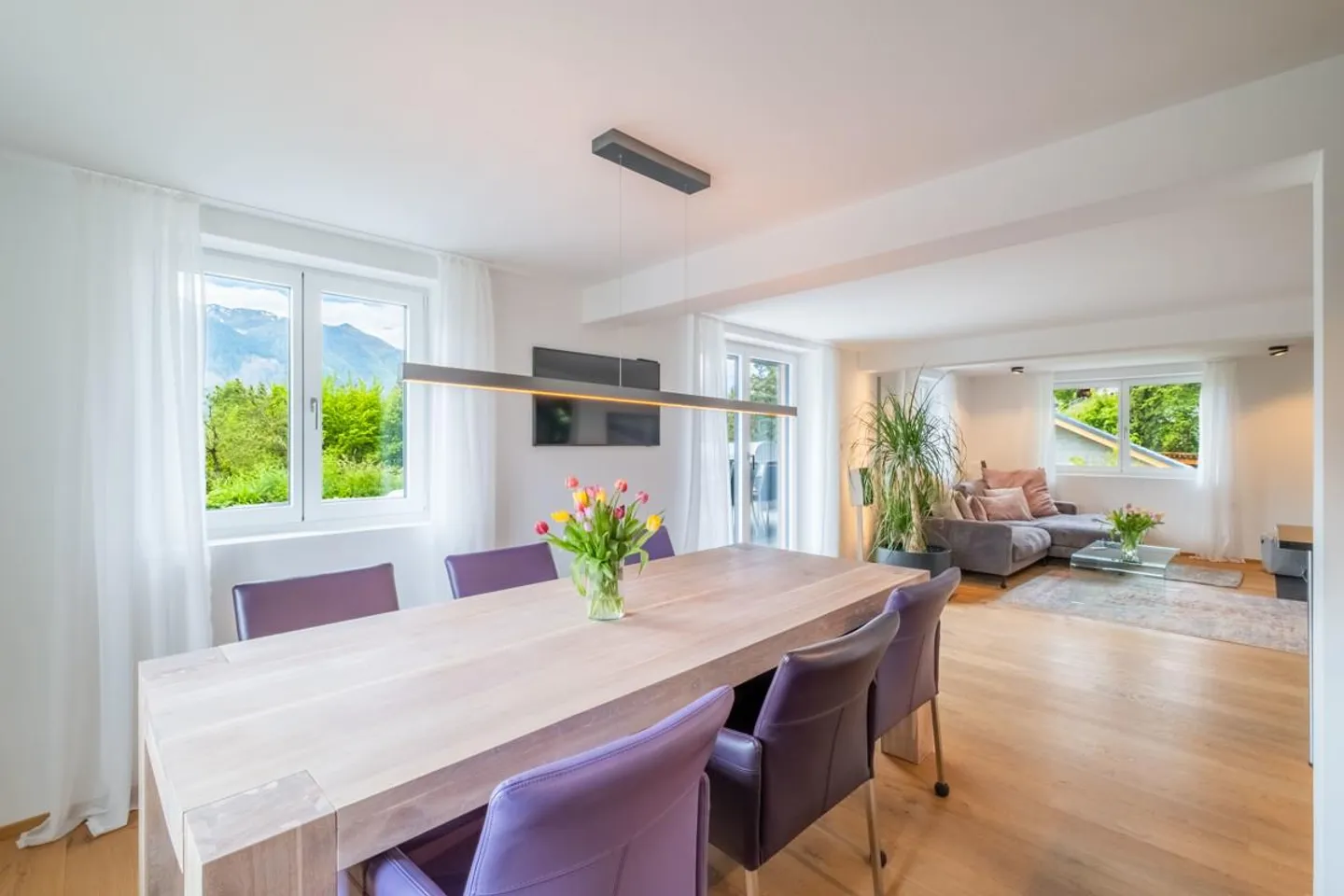 Alvaneu Village: Stylish Holiday Home with Idyllic Garden - Photo 2 of 6