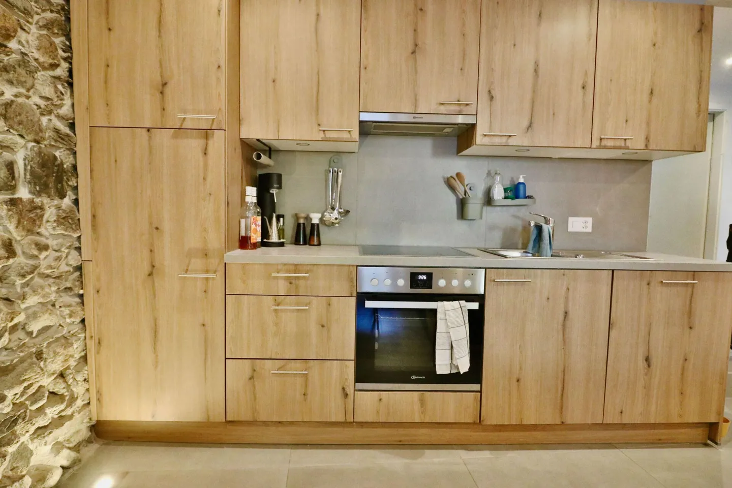 Bellissimo appartamento di 2.5 locali completamente ristrutturato. - Foto 3 di 13