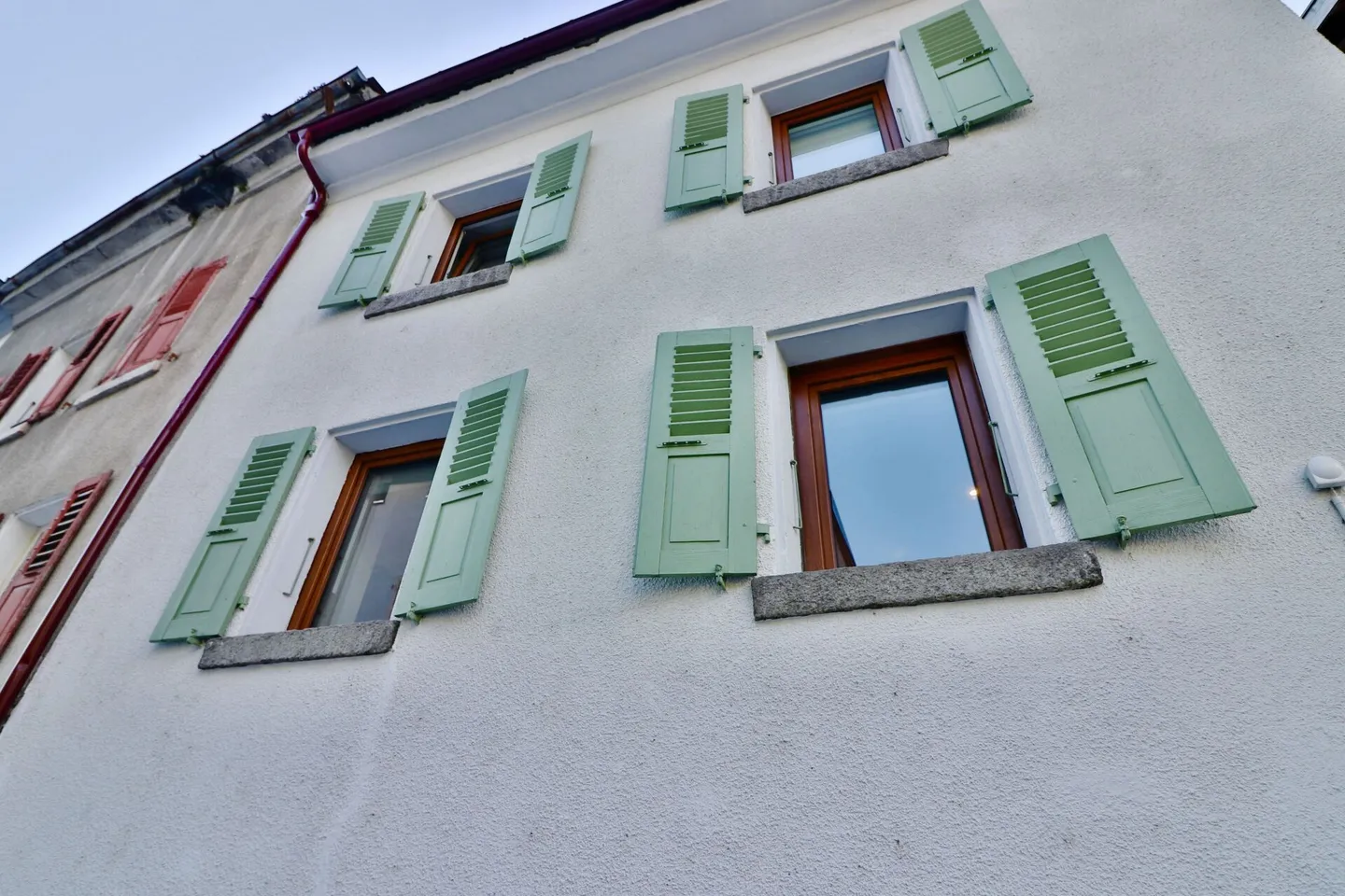 Bellissimo appartamento di 2.5 locali completamente ristrutturato. - Foto 1 di 13