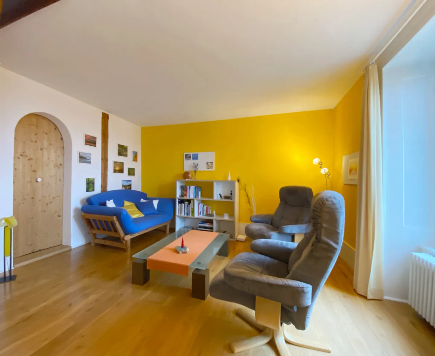 Une maison tranquille pour vous, avec jardin et vue sur le lac - Photo 3 sur 11