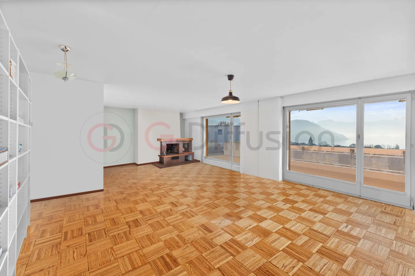 Appartamento spazioso con vista panoramica sul Lago di Ginevra e sulla regione Lavaux - Foto 2 di 11