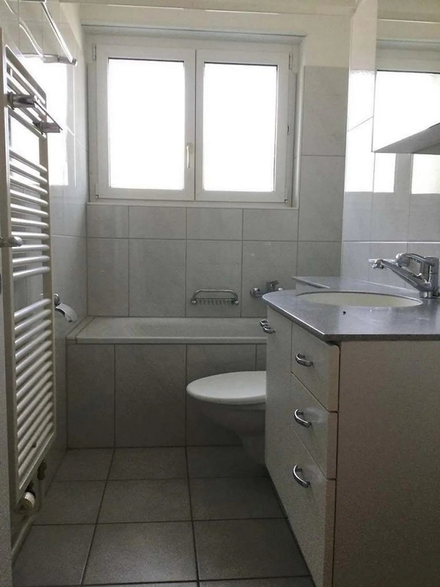 Central Location in Dietikon - Photo 3 of 5